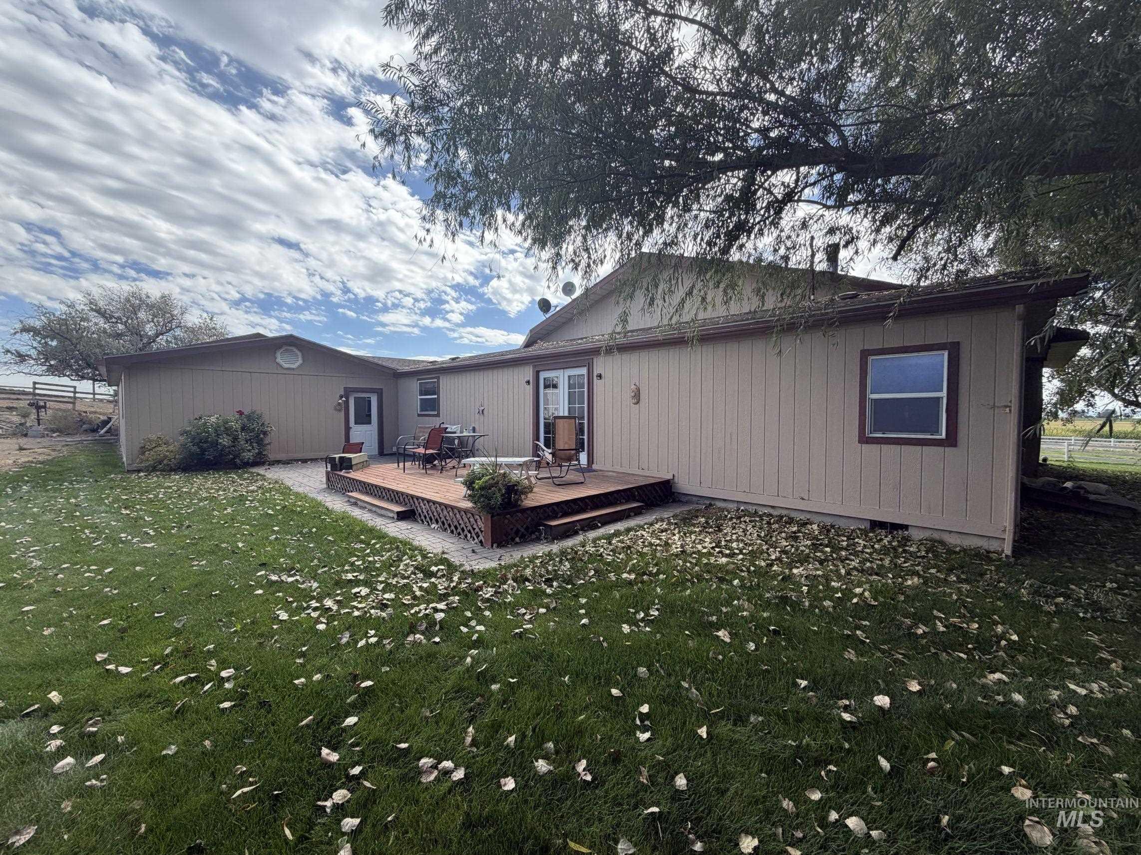 114 E 275 S Property Photo 5