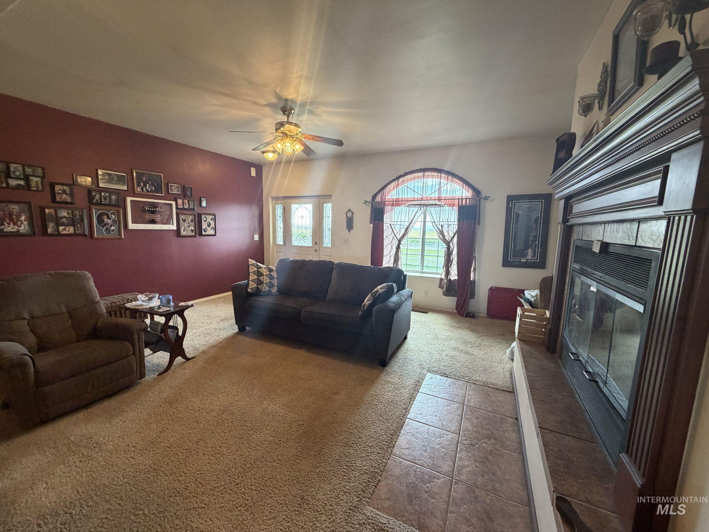 114 E 275 S Property Photo 8