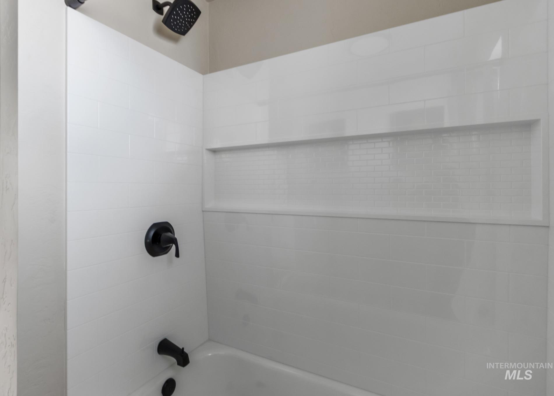 8180 N Pennsylvania Property Photo 28