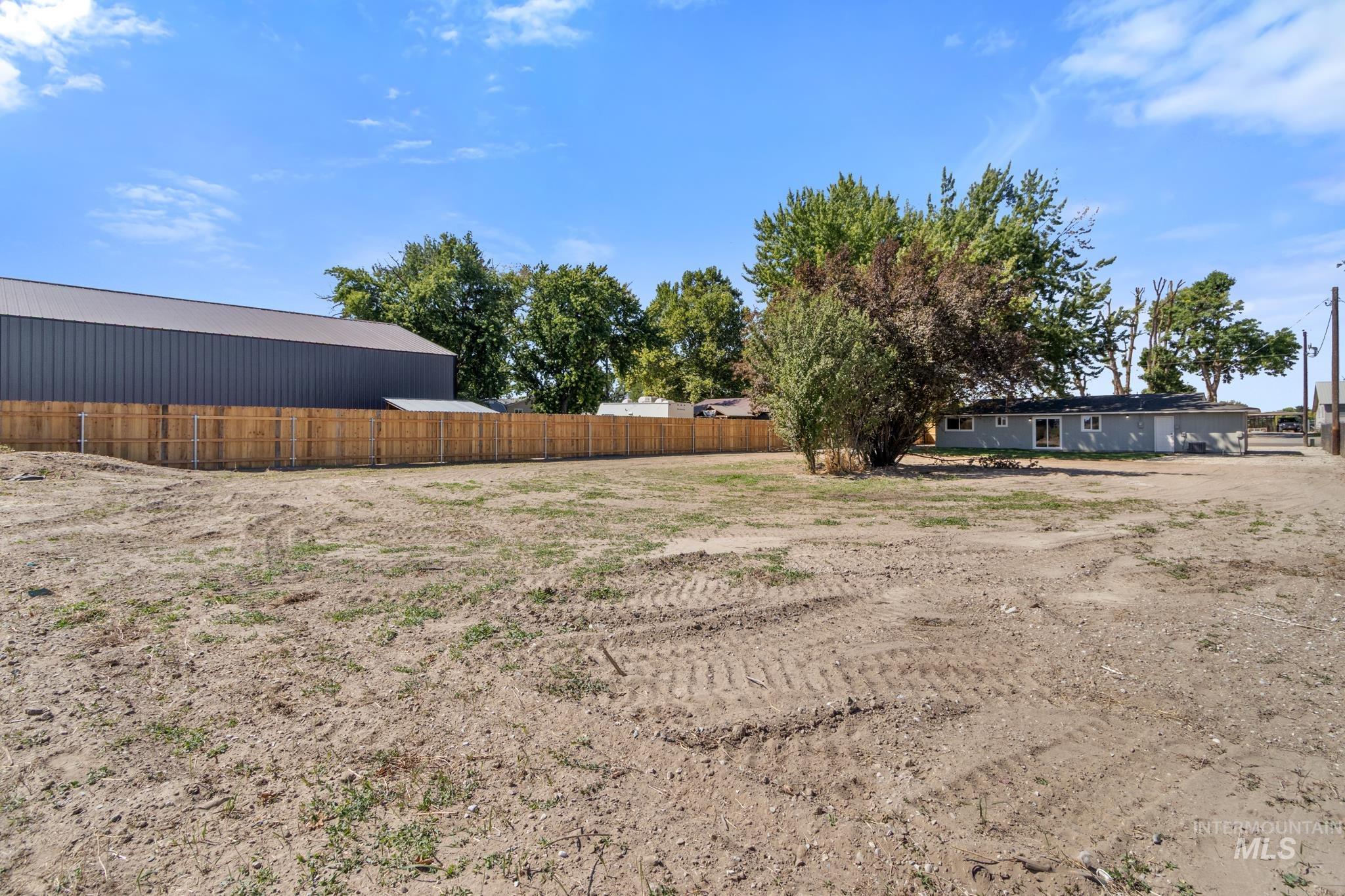 8180 N Pennsylvania Property Photo 35