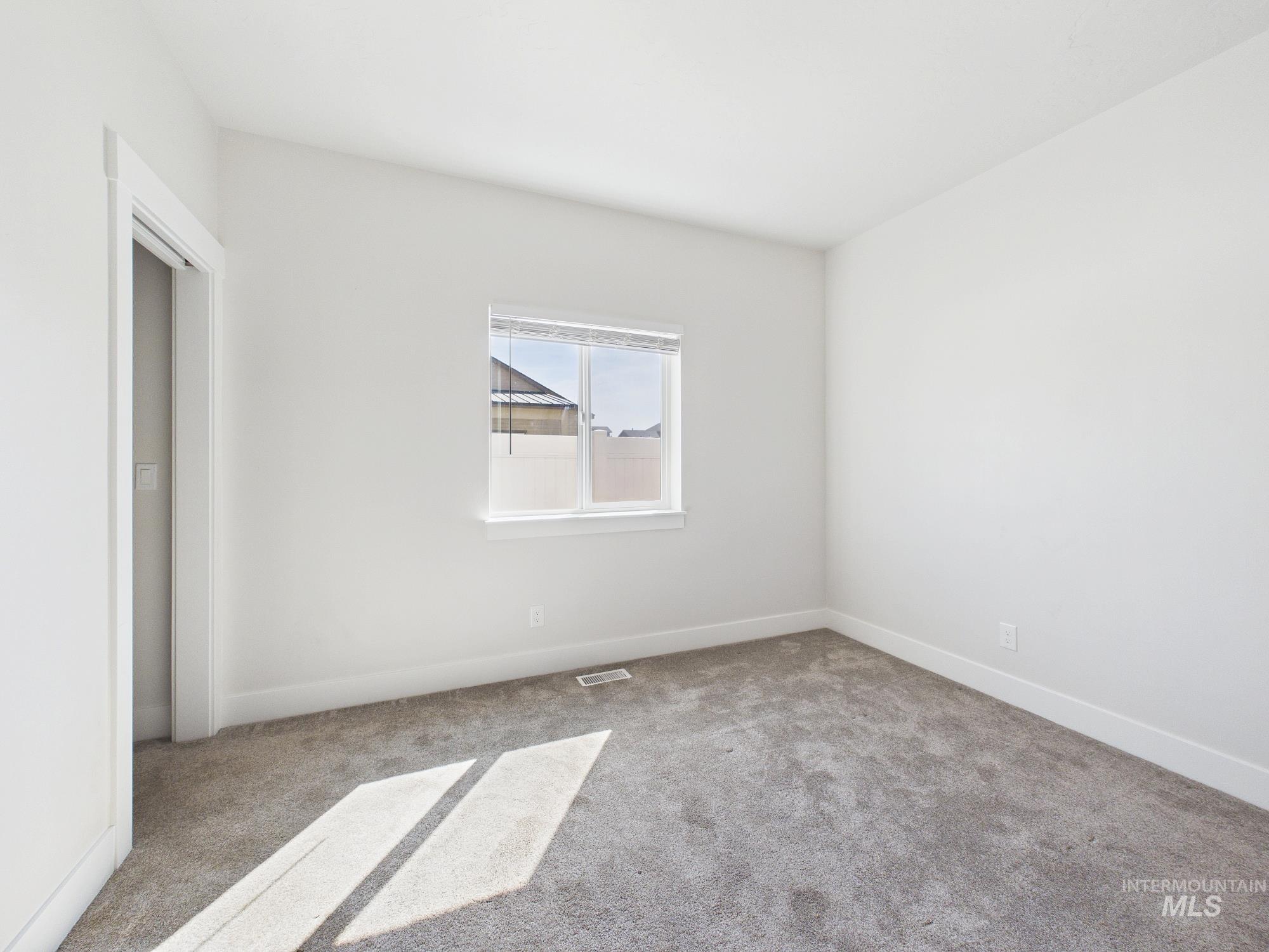 2440 Torrey Pines Ct Property Photo 29