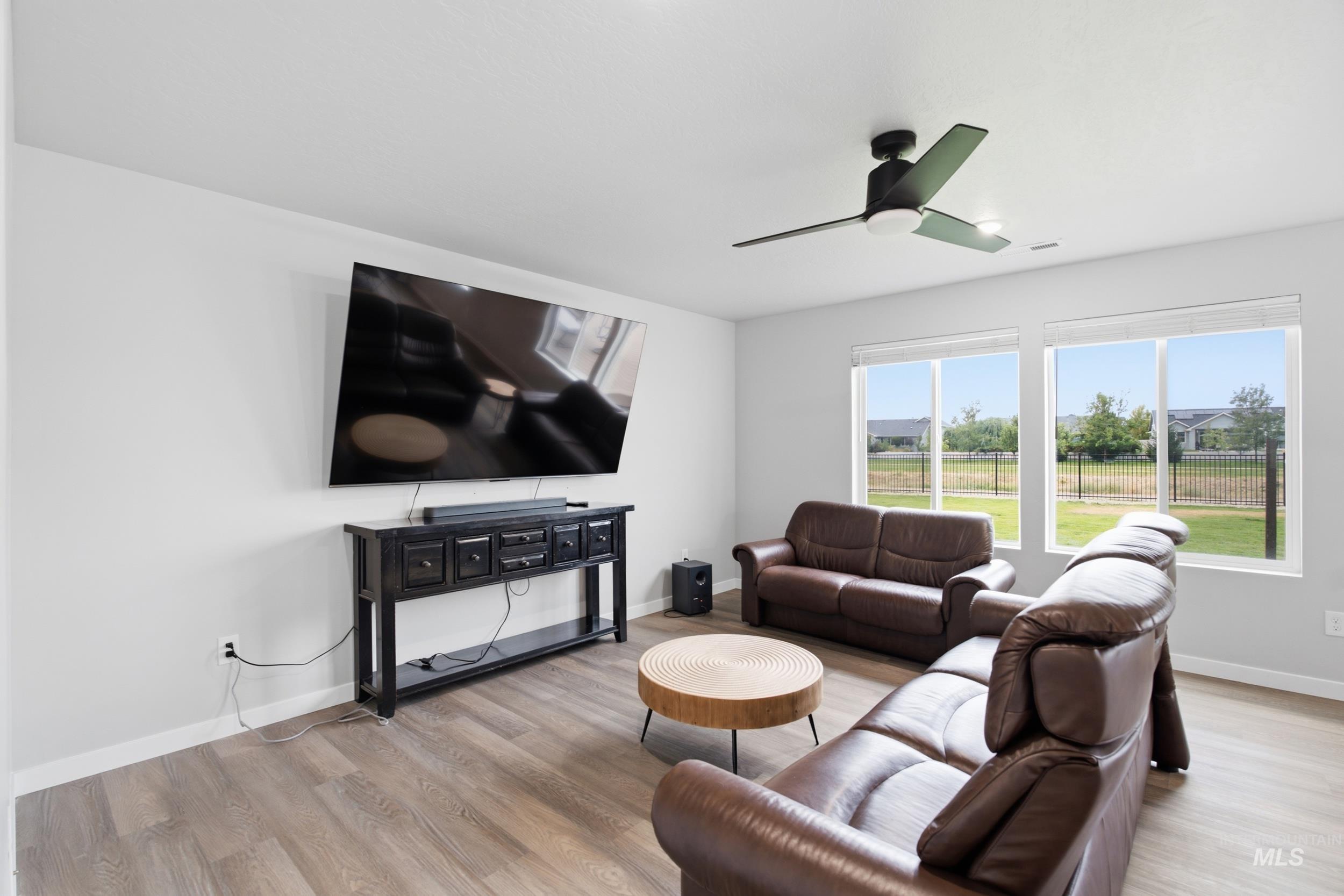 5834 W Aegean Dr Property Photo 5