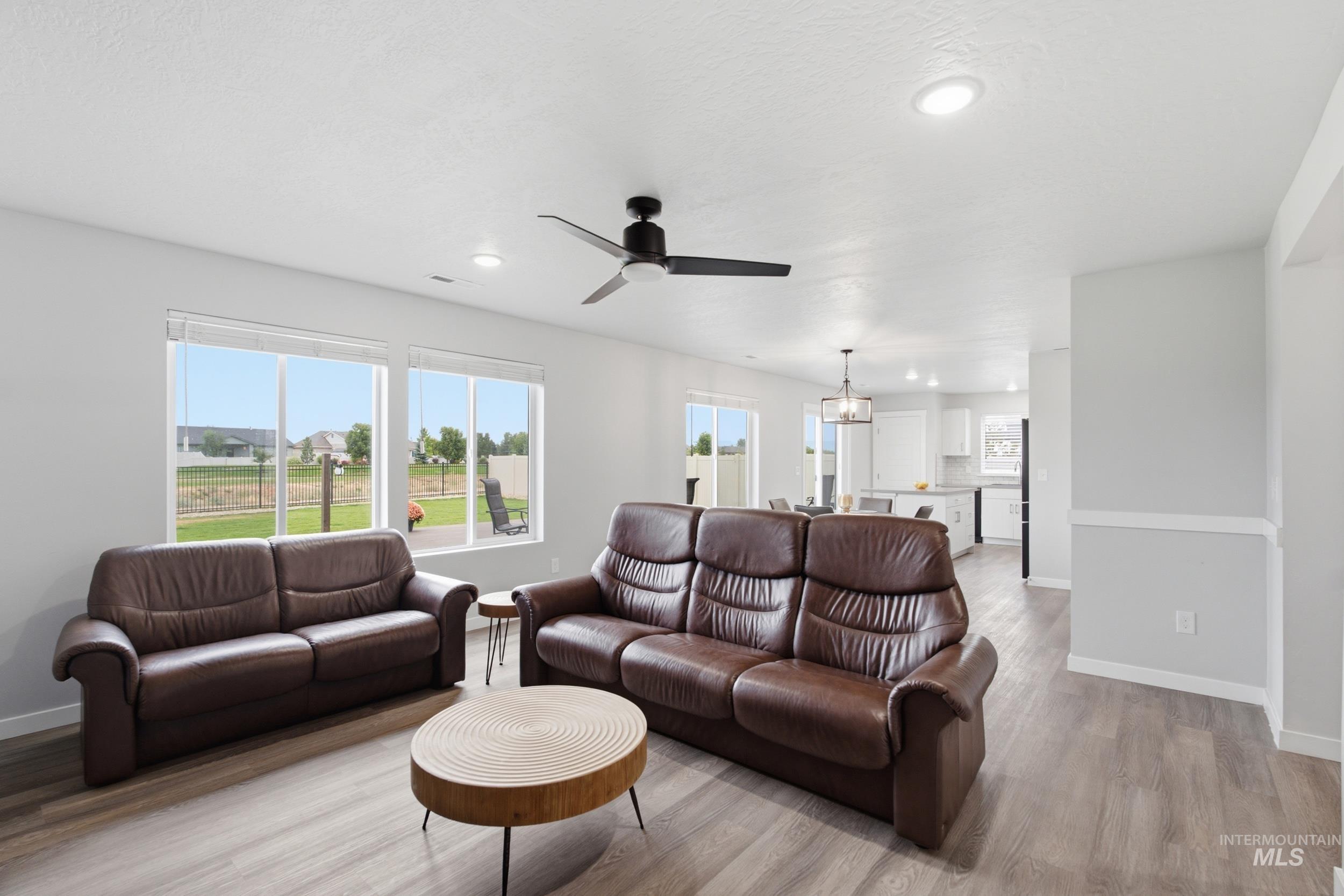 5834 W Aegean Dr Property Photo 6