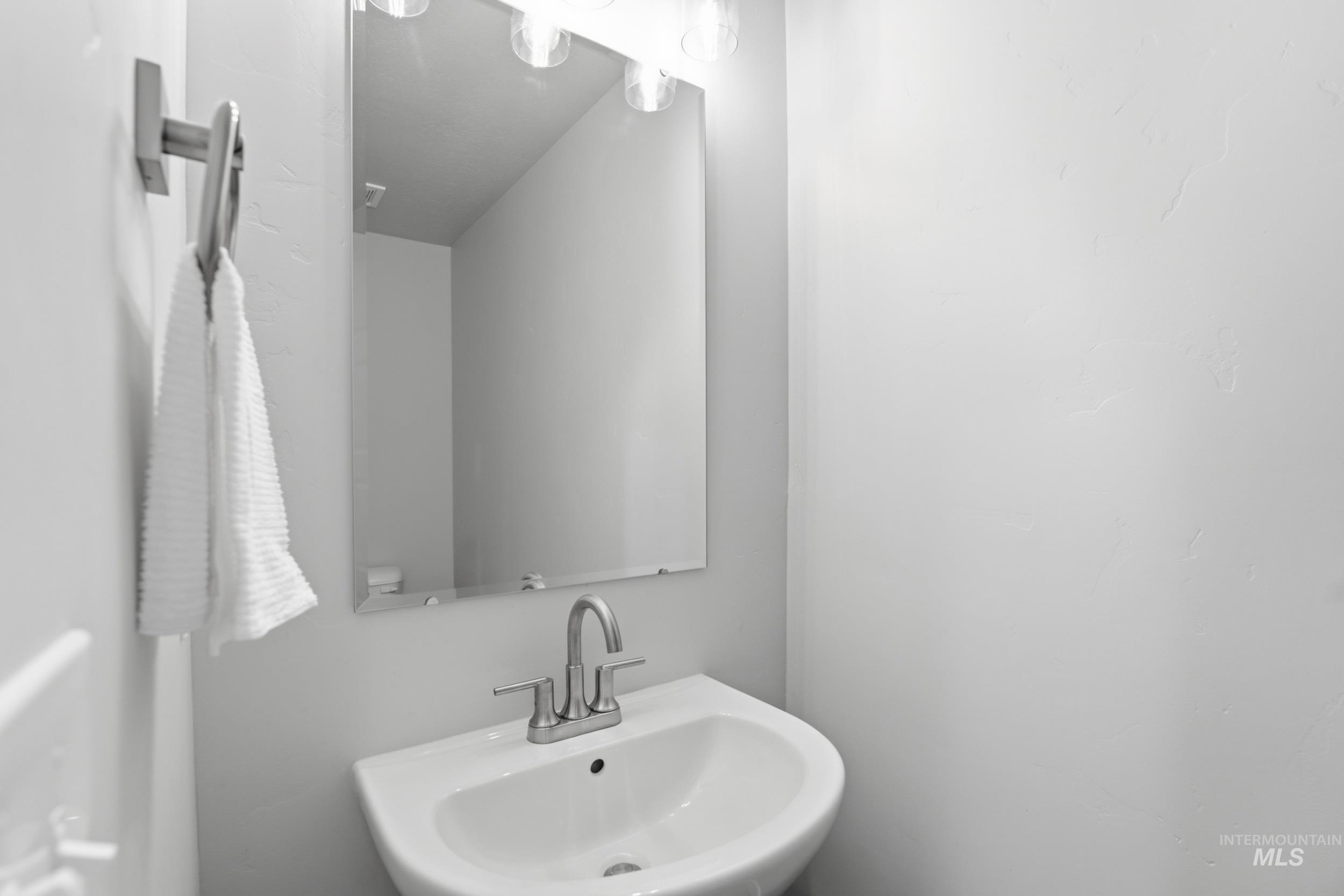 5834 W Aegean Dr Property Photo 25