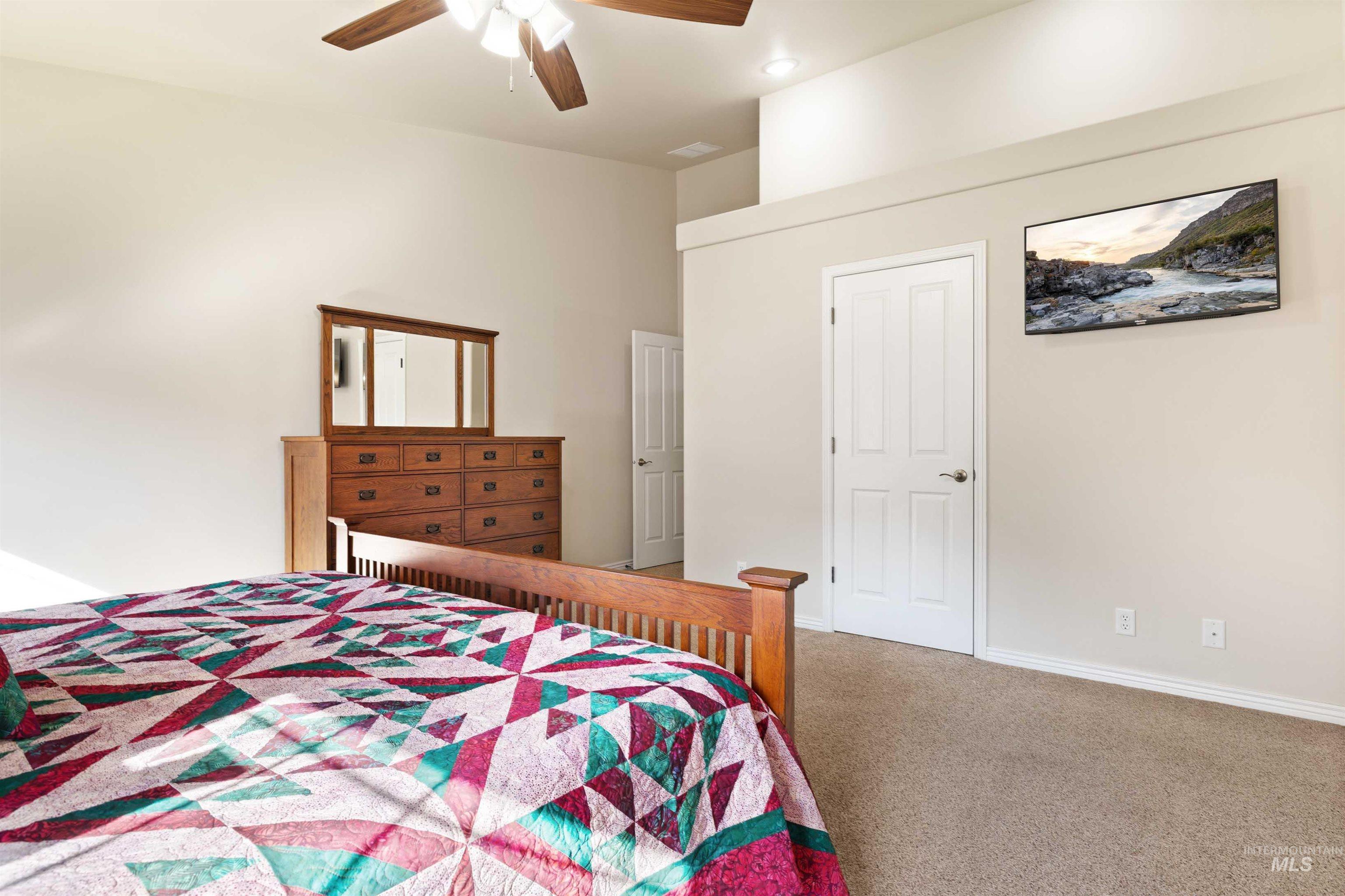 1143 Eastridge Way Property Photo 15