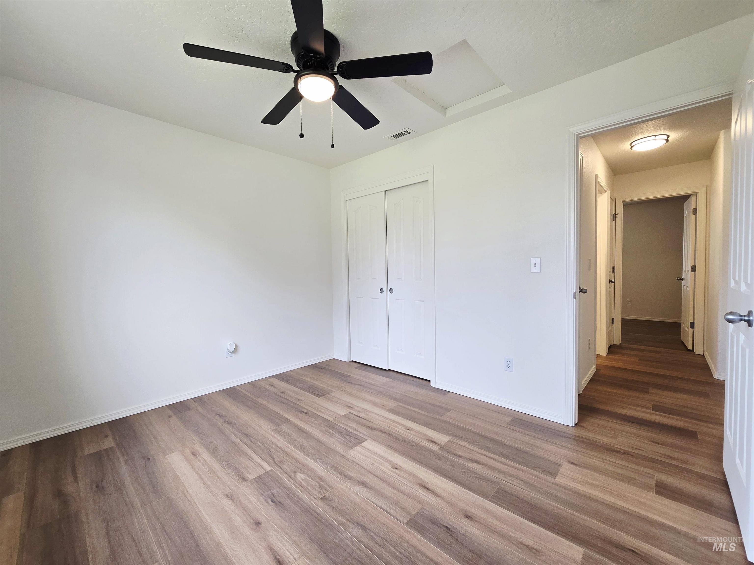 2111 N Sparrowhawk Property Photo 12