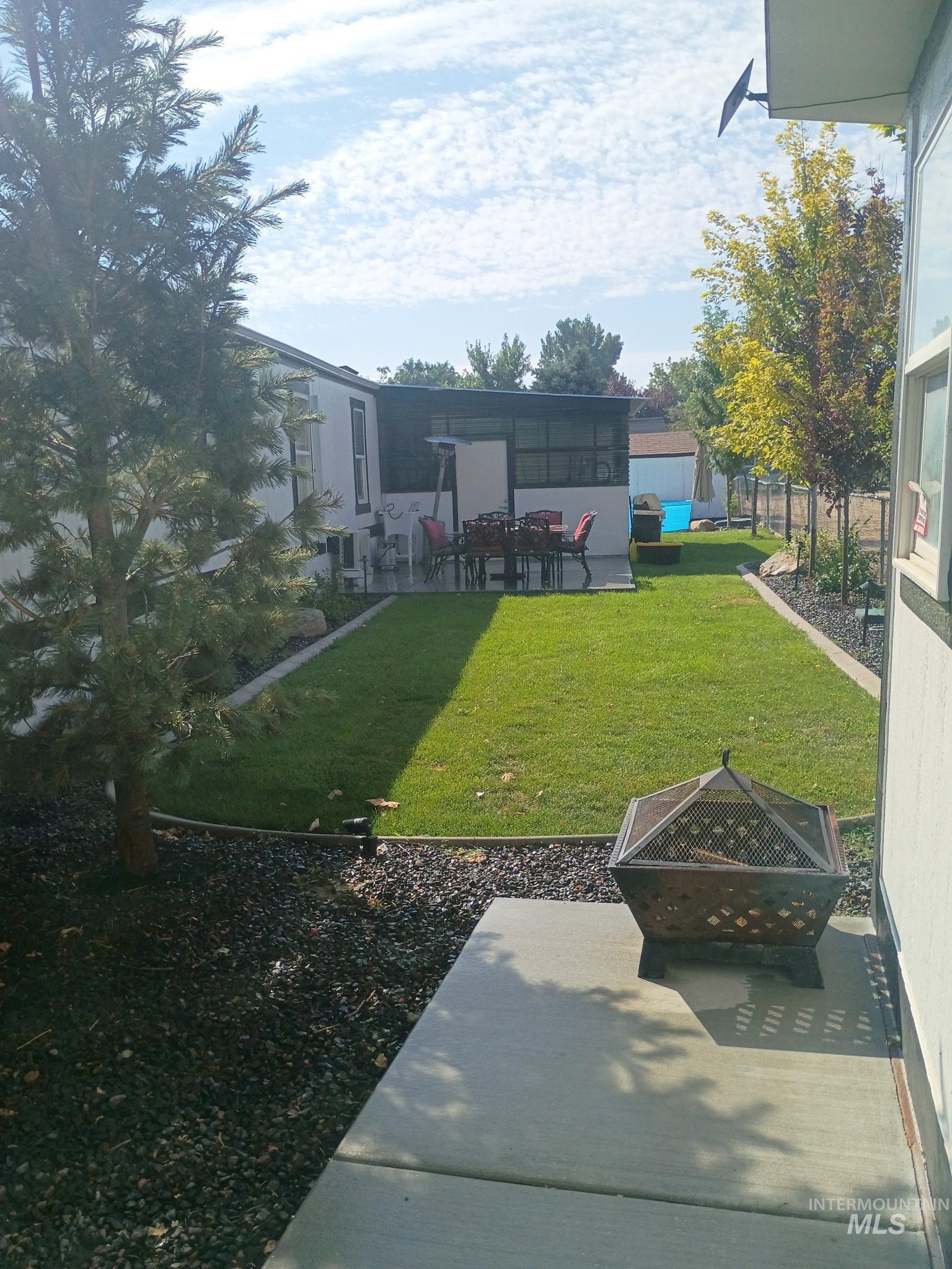 5015 E Ustick Property Photo 7