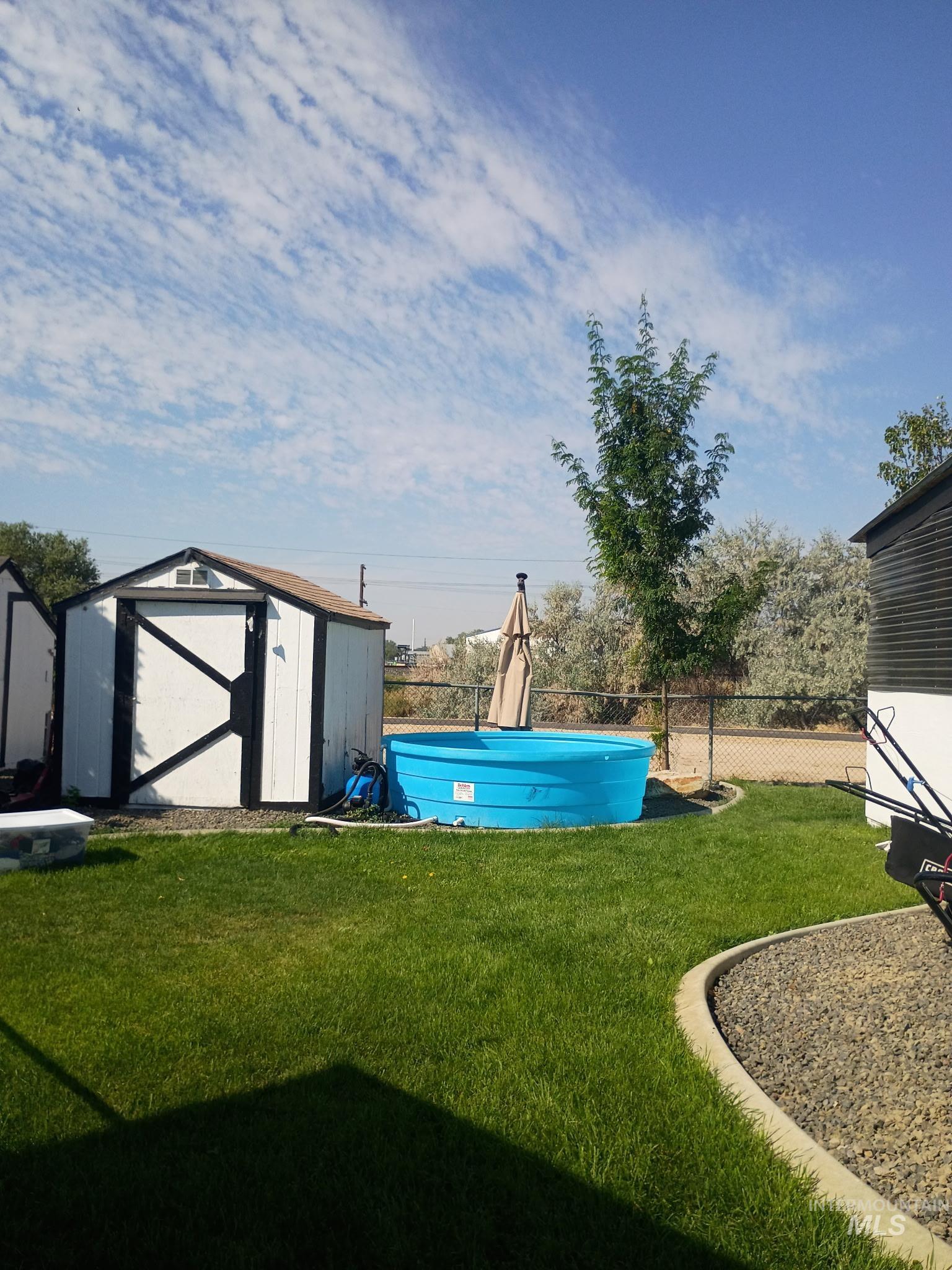 5015 E Ustick Property Photo 9