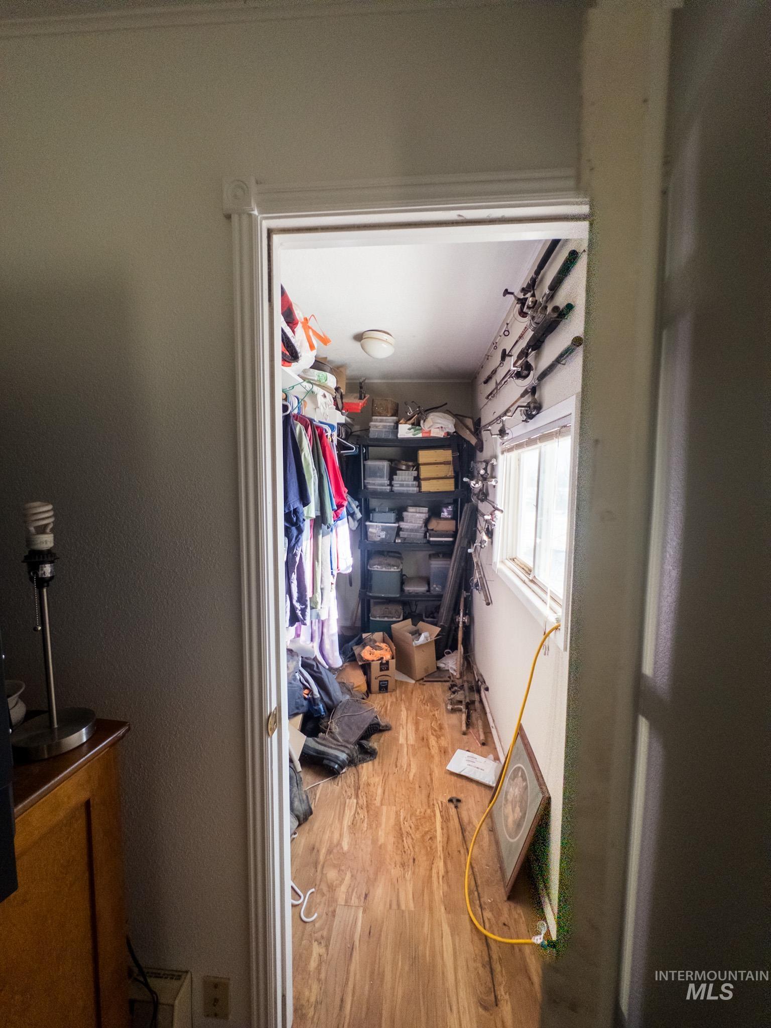 140 S Railroad St Property Photo 15