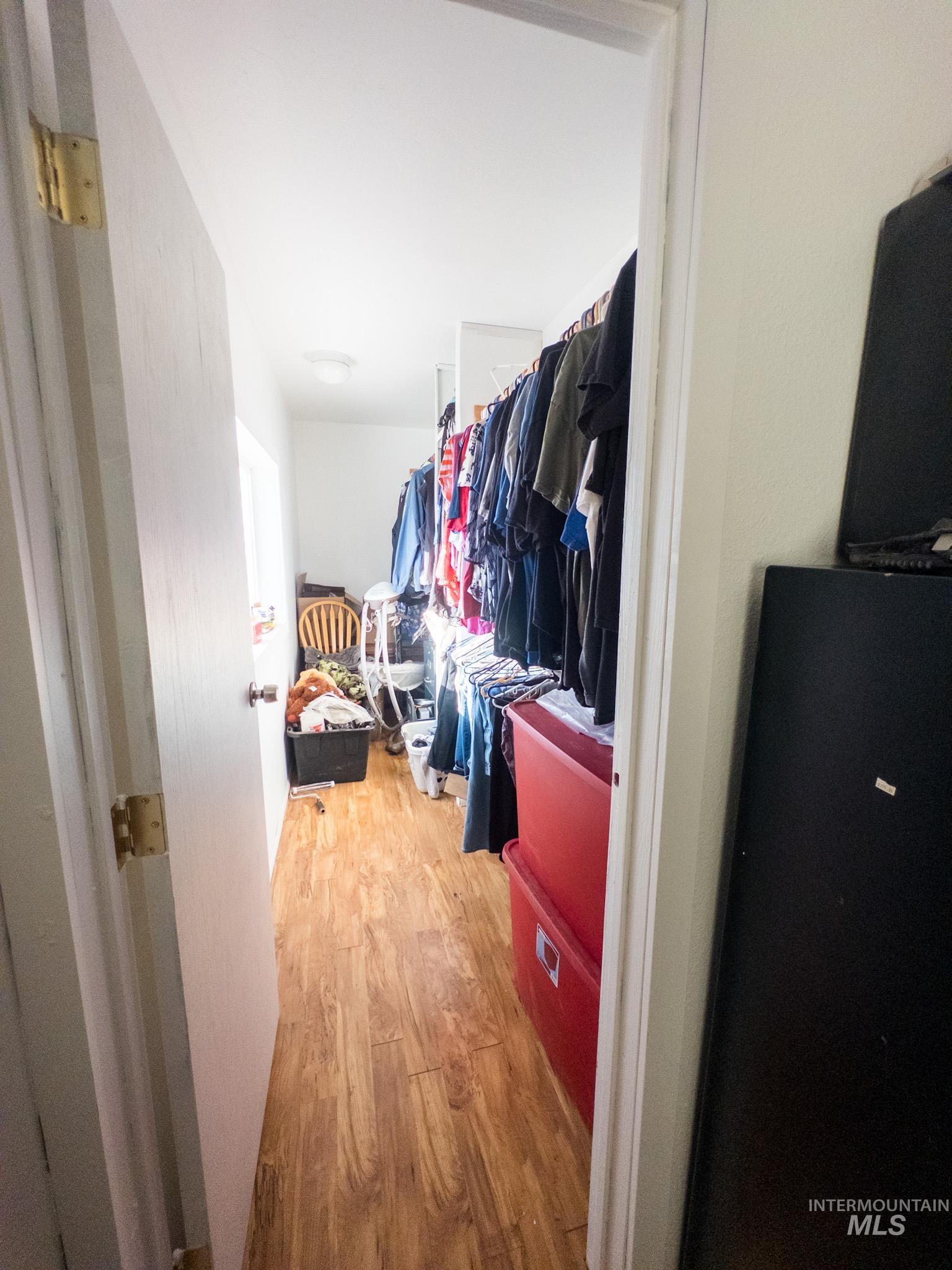 140 S Railroad St Property Photo 16