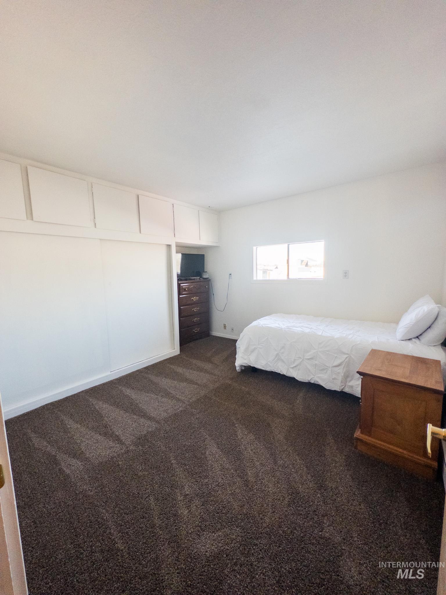 140 S Railroad St Property Photo 37