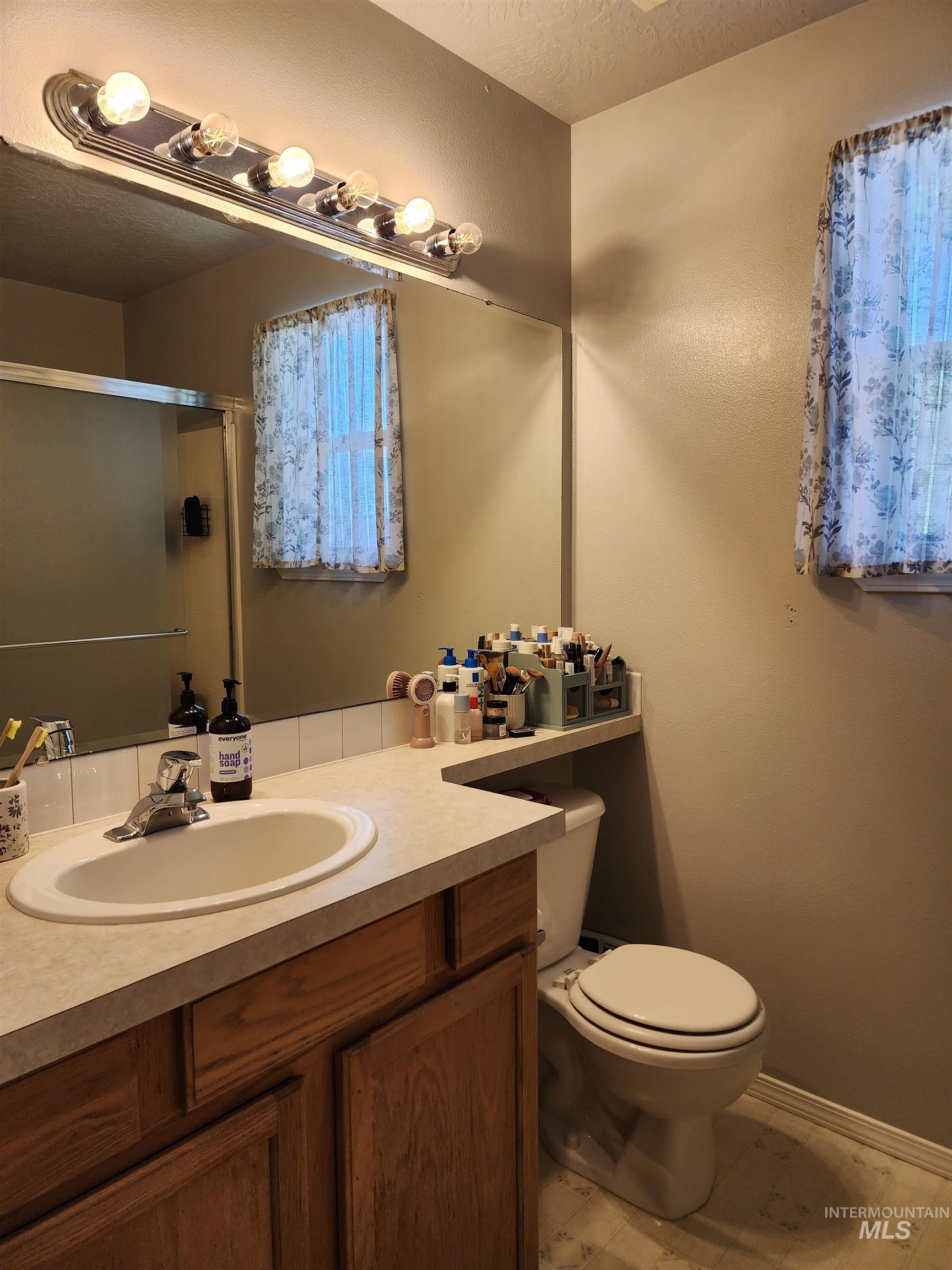 14306 Carolina St Property Photo 15