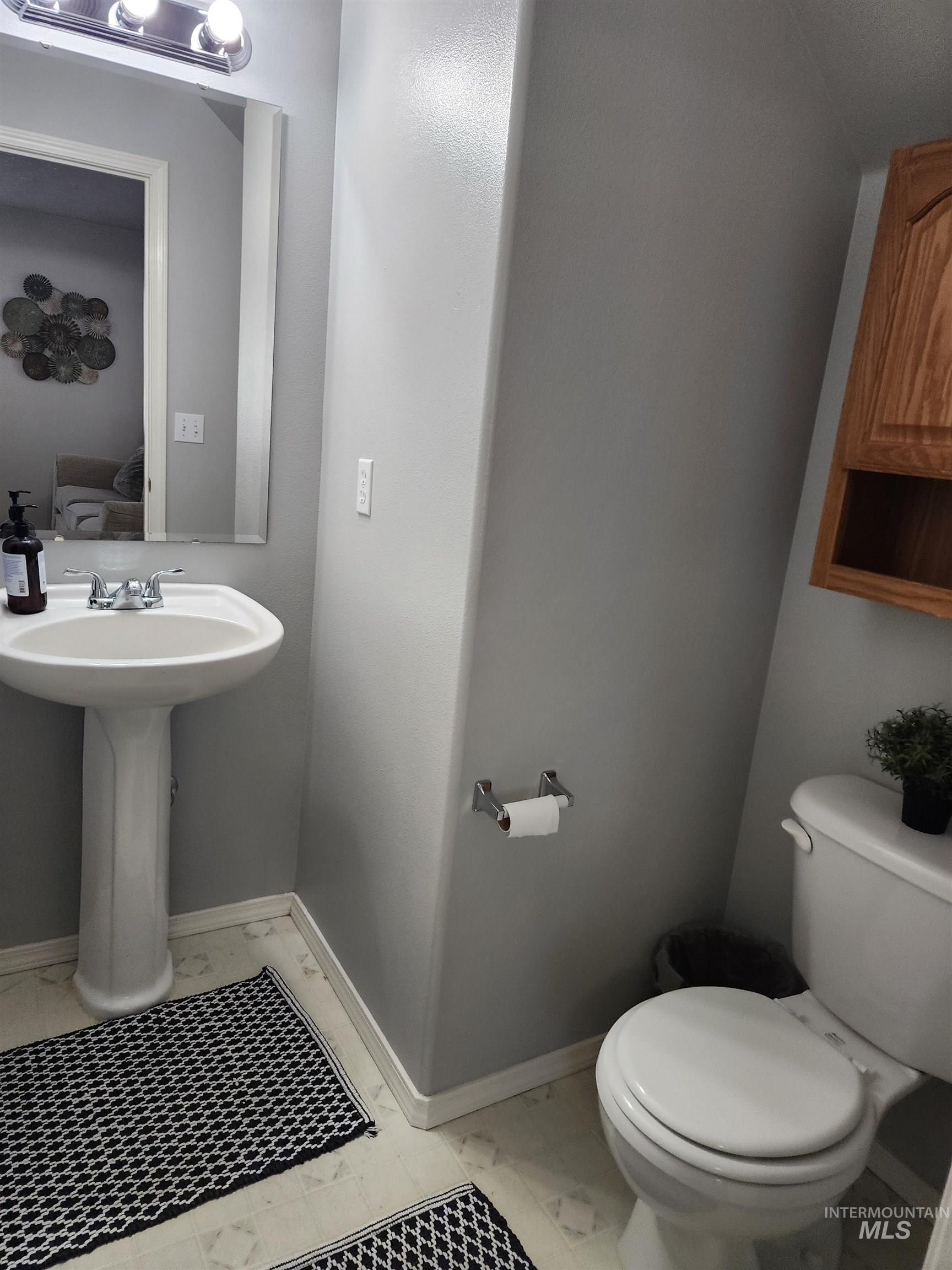 14306 Carolina St Property Photo 22