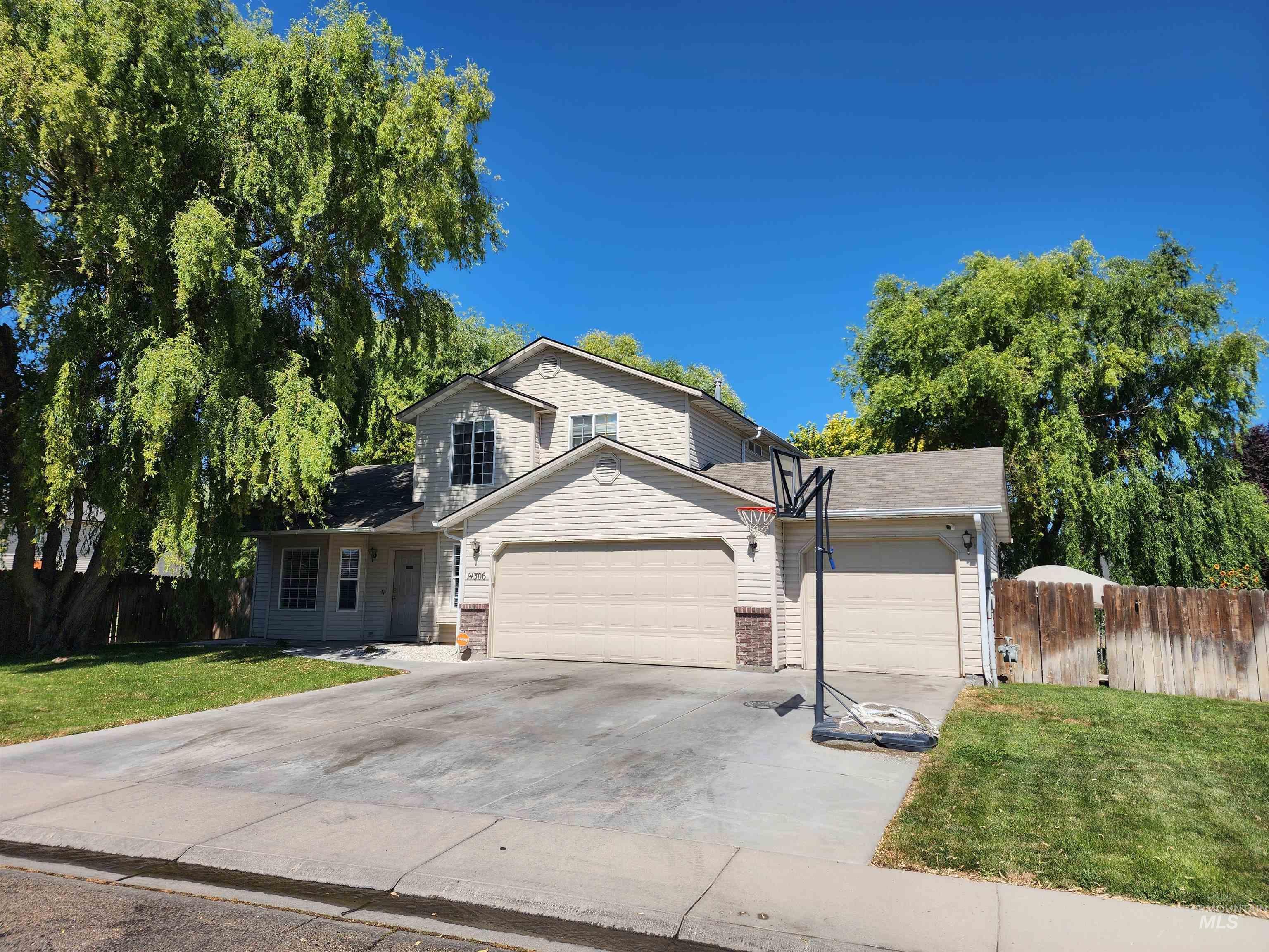 14306 Carolina St Property Photo 33