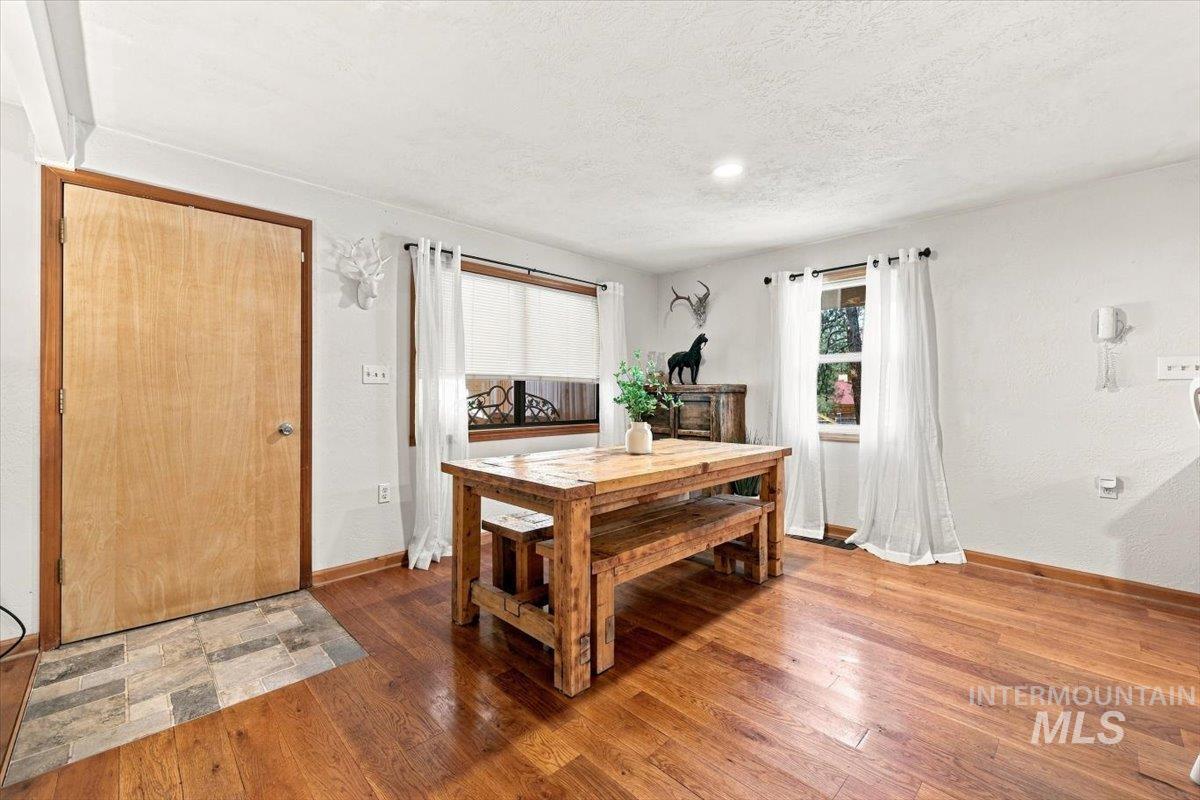 8 Marka Property Photo 6