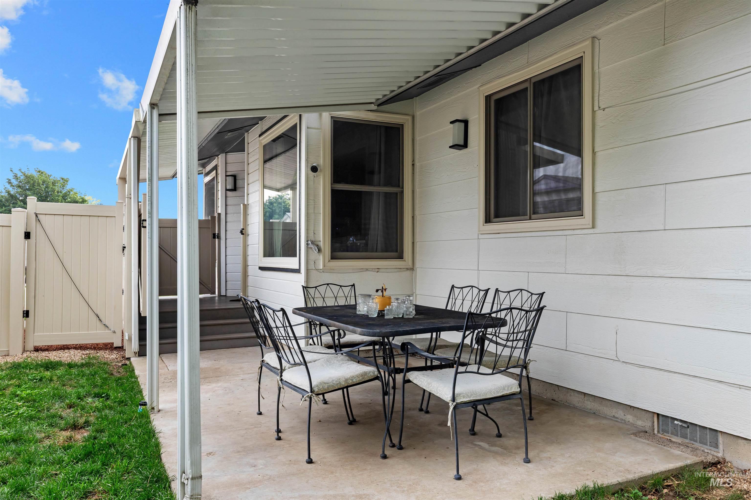 843 S Wild Phlox Pl Property Photo 28
