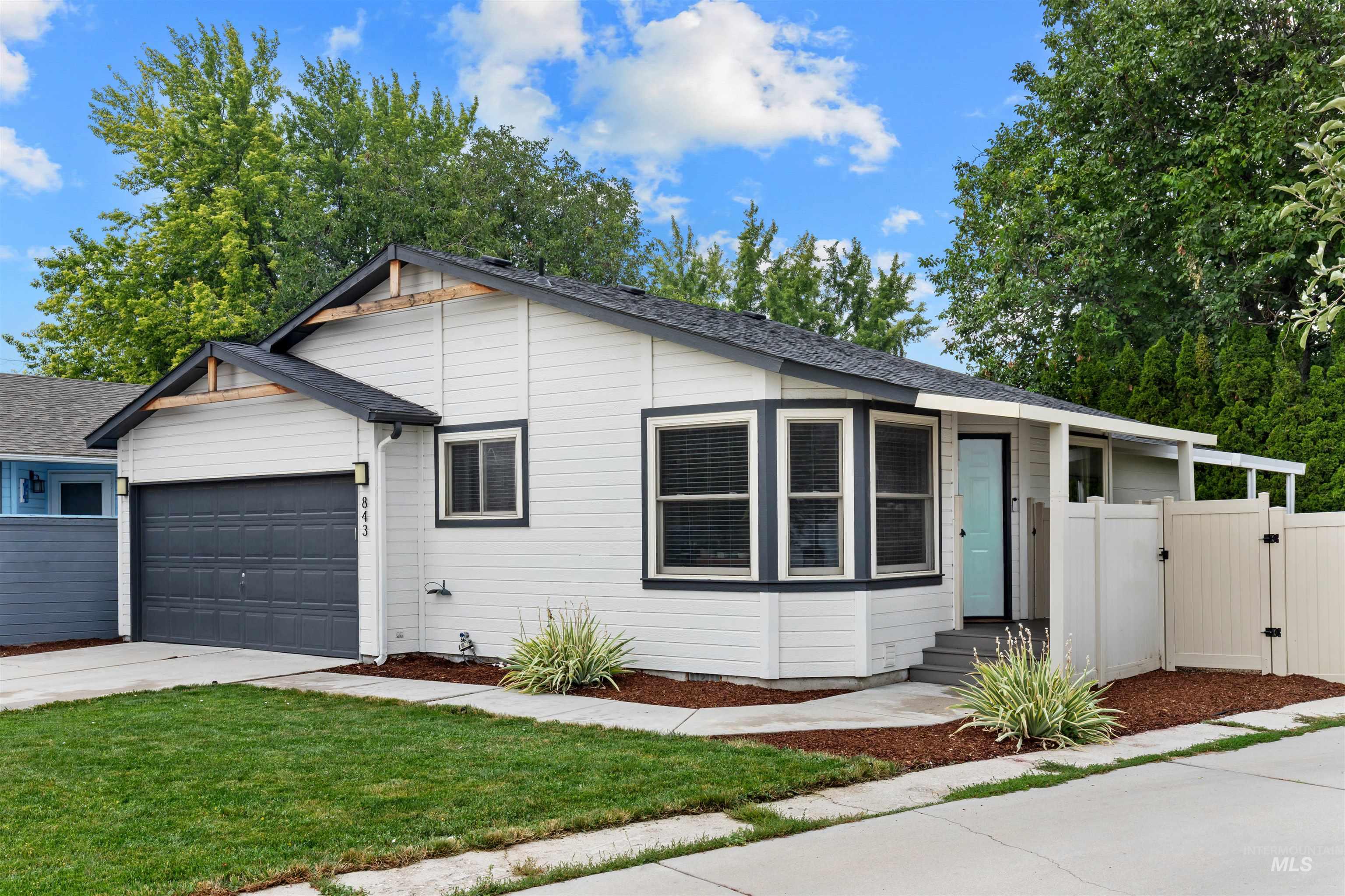 843 S Wild Phlox PL Property Photo 1