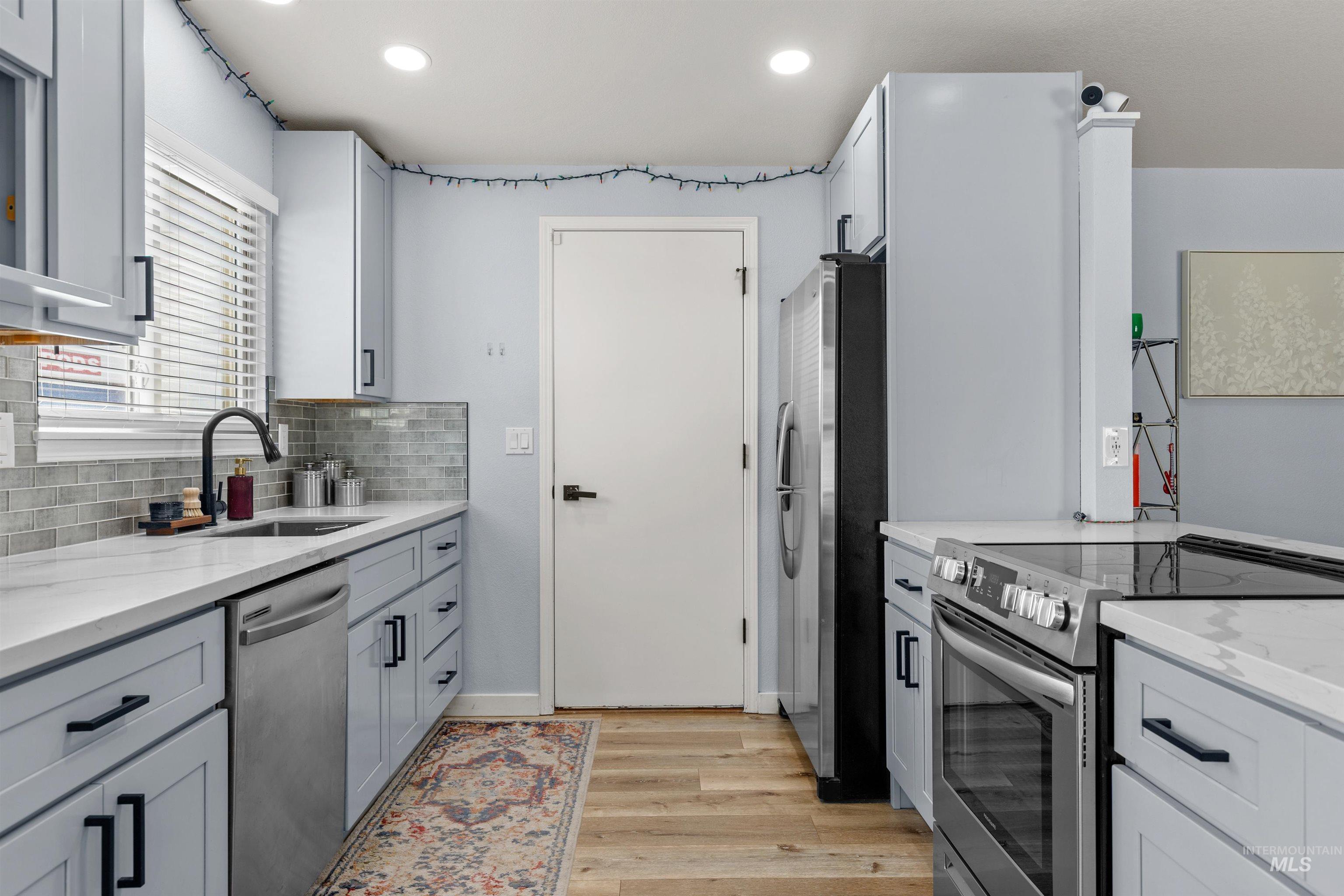 843 S Wild Phlox Pl Property Photo 12