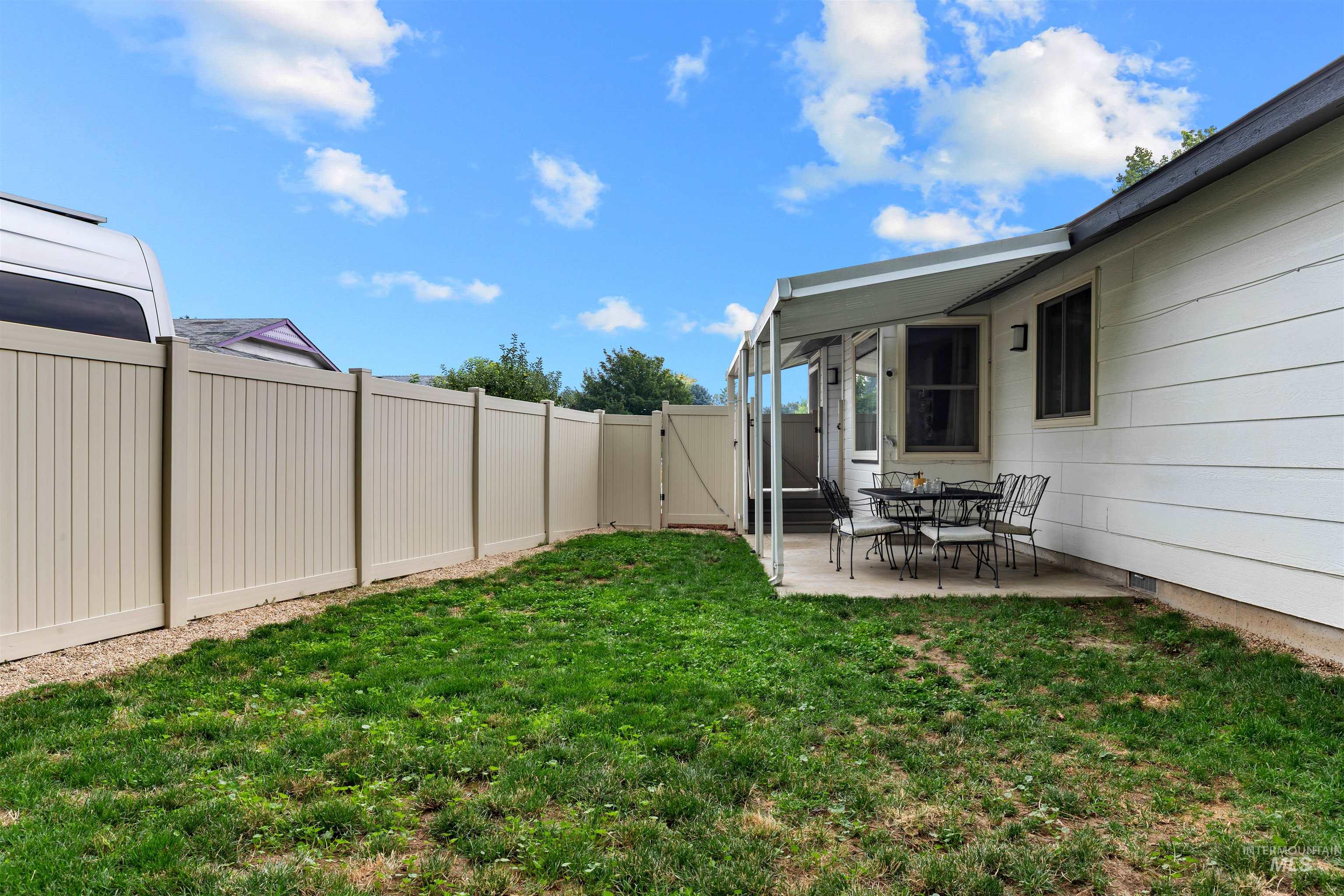843 S Wild Phlox Pl Property Photo 25