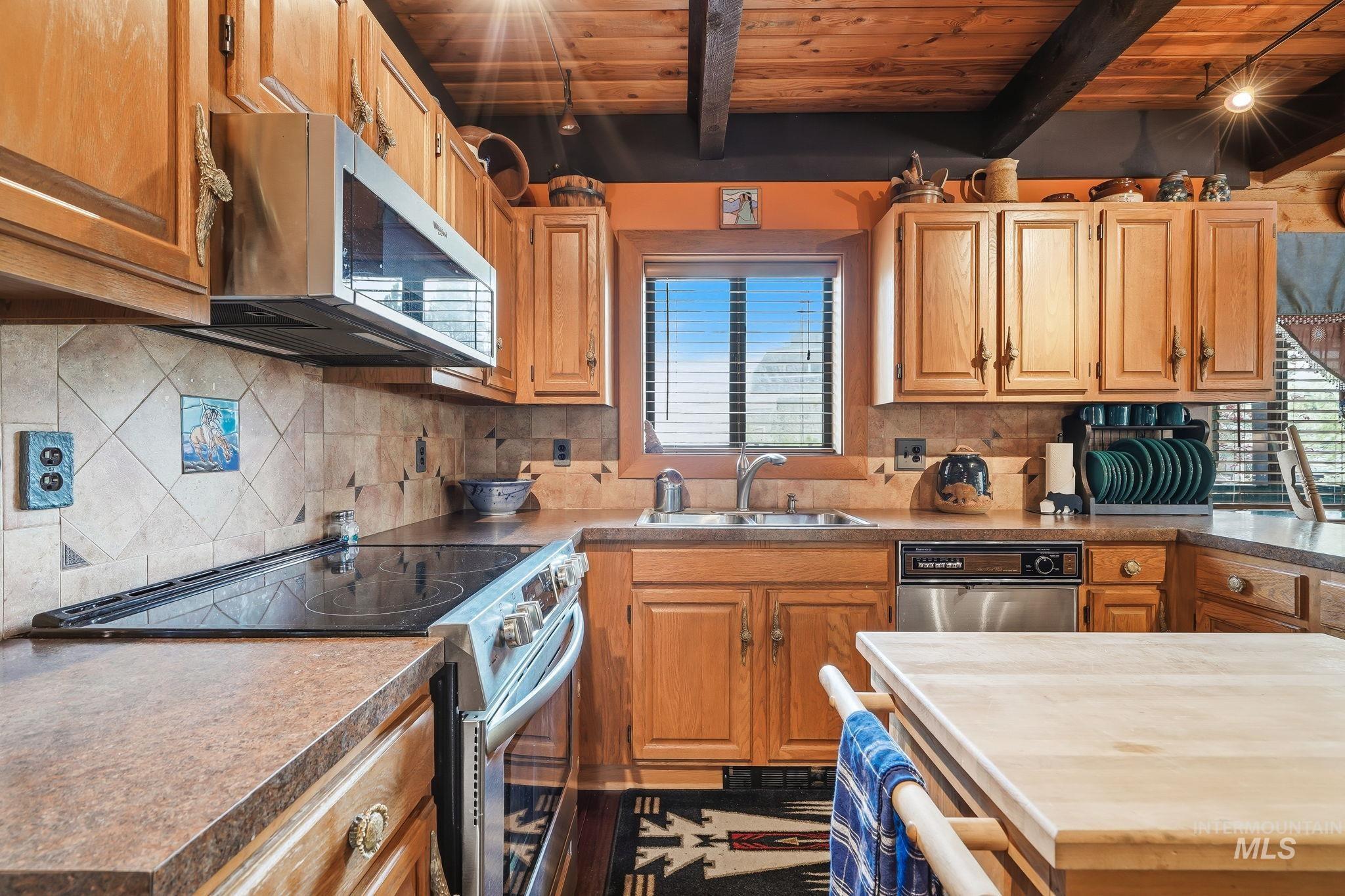 3918 Baneberry Drive Property Photo 26