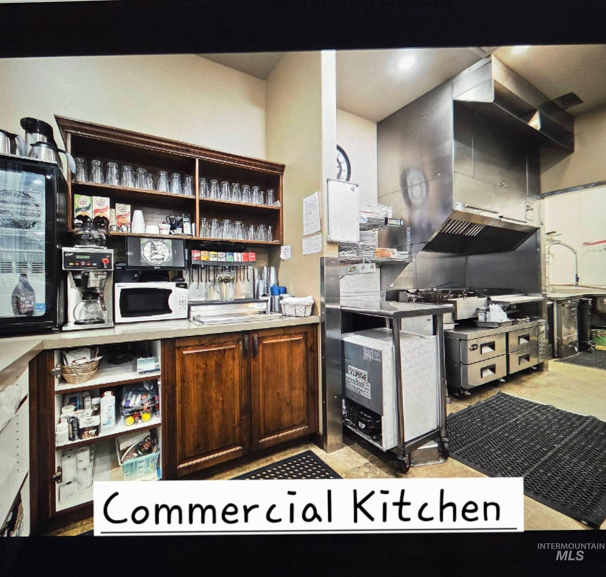 4035 N 2300 E Property Photo 31