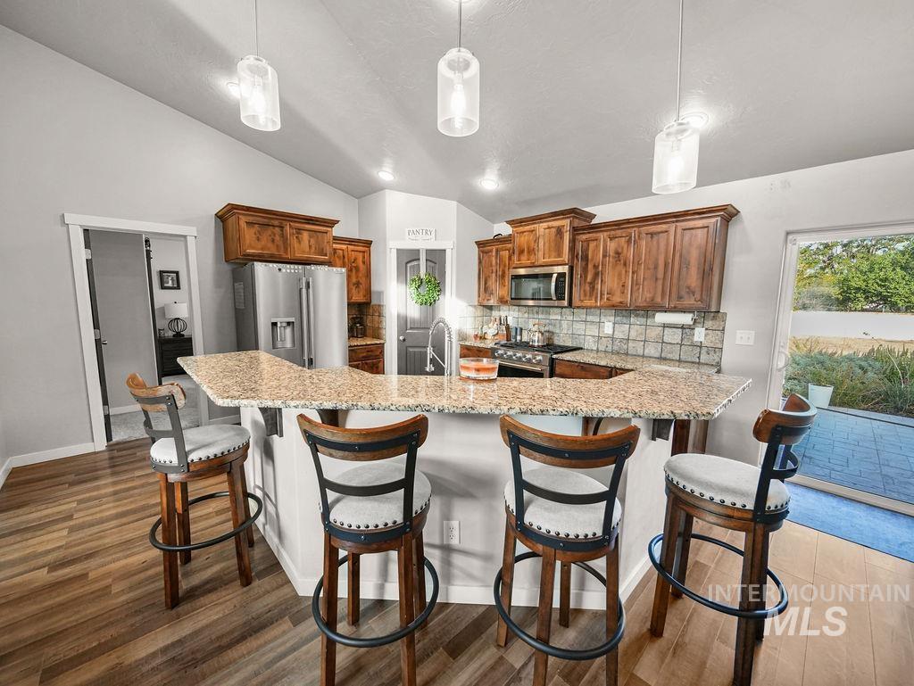 1486 Summer Springs Property Photo 4
