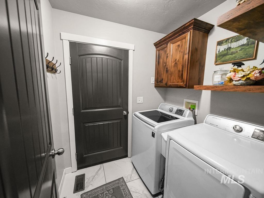 1486 Summer Springs Property Photo 19