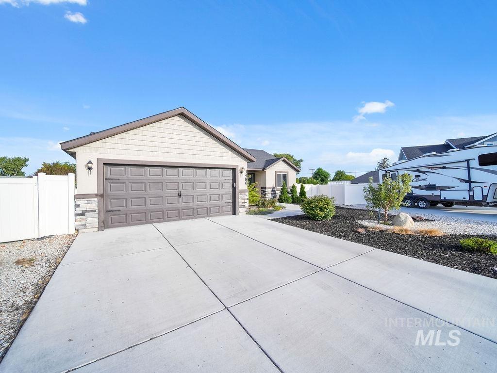 1486 Summer Springs Property Photo 34