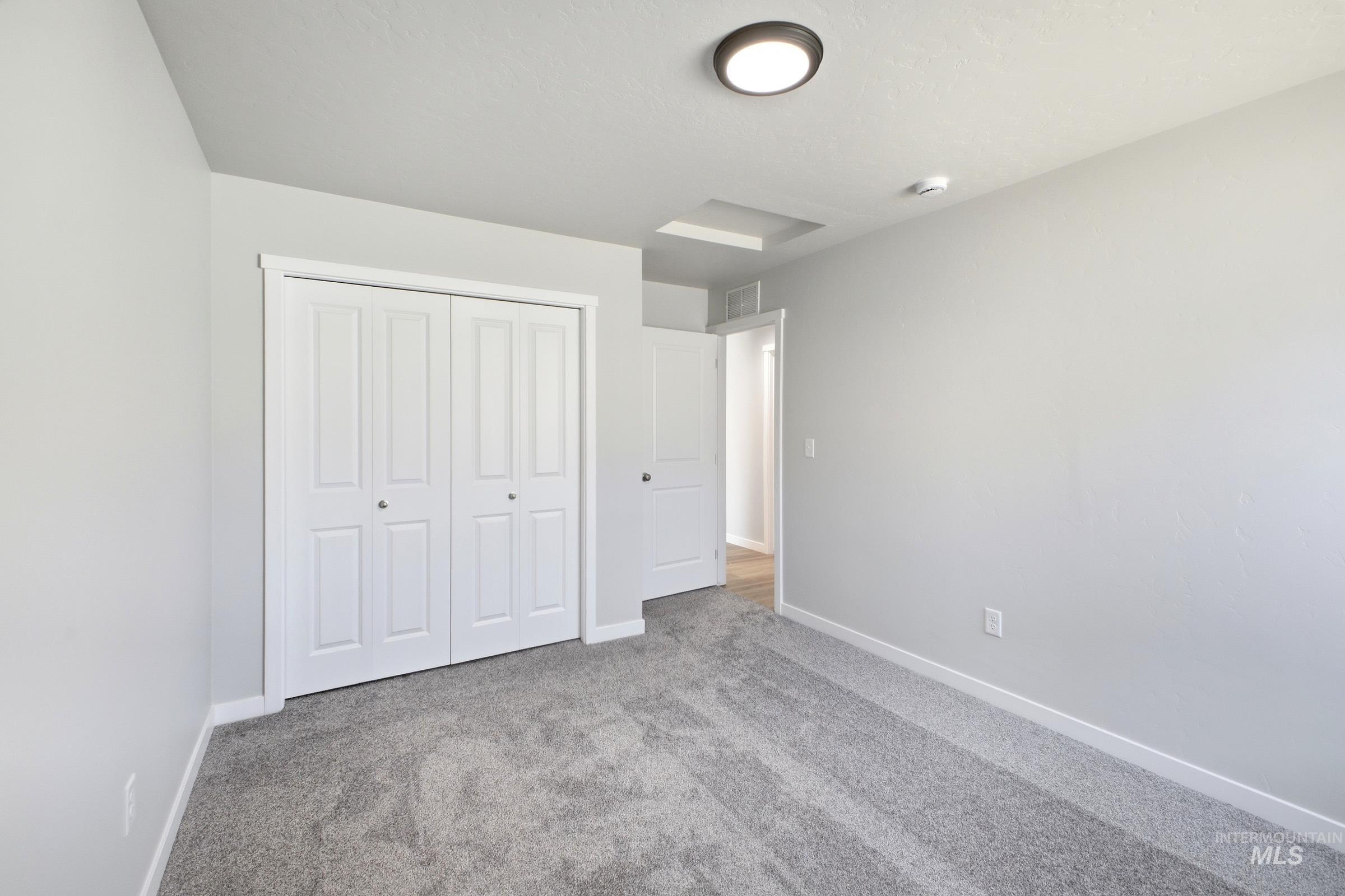 663 W Novak Dr Property Photo 13