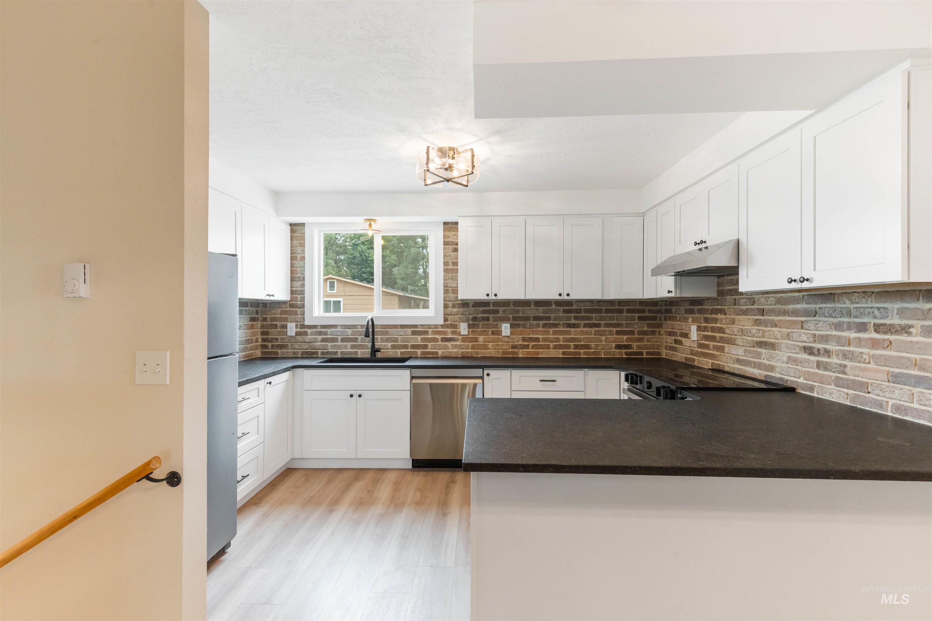 12162 Long St Property Photo 15