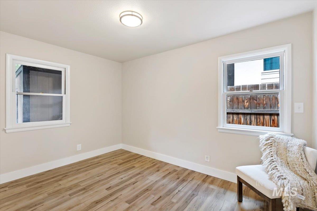 419 S Jackson St Property Photo 17