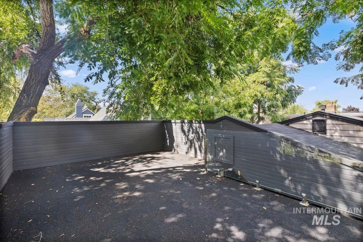 419 S Jackson St Property Photo 35