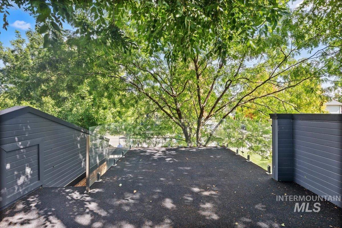 419 S Jackson St Property Photo 36