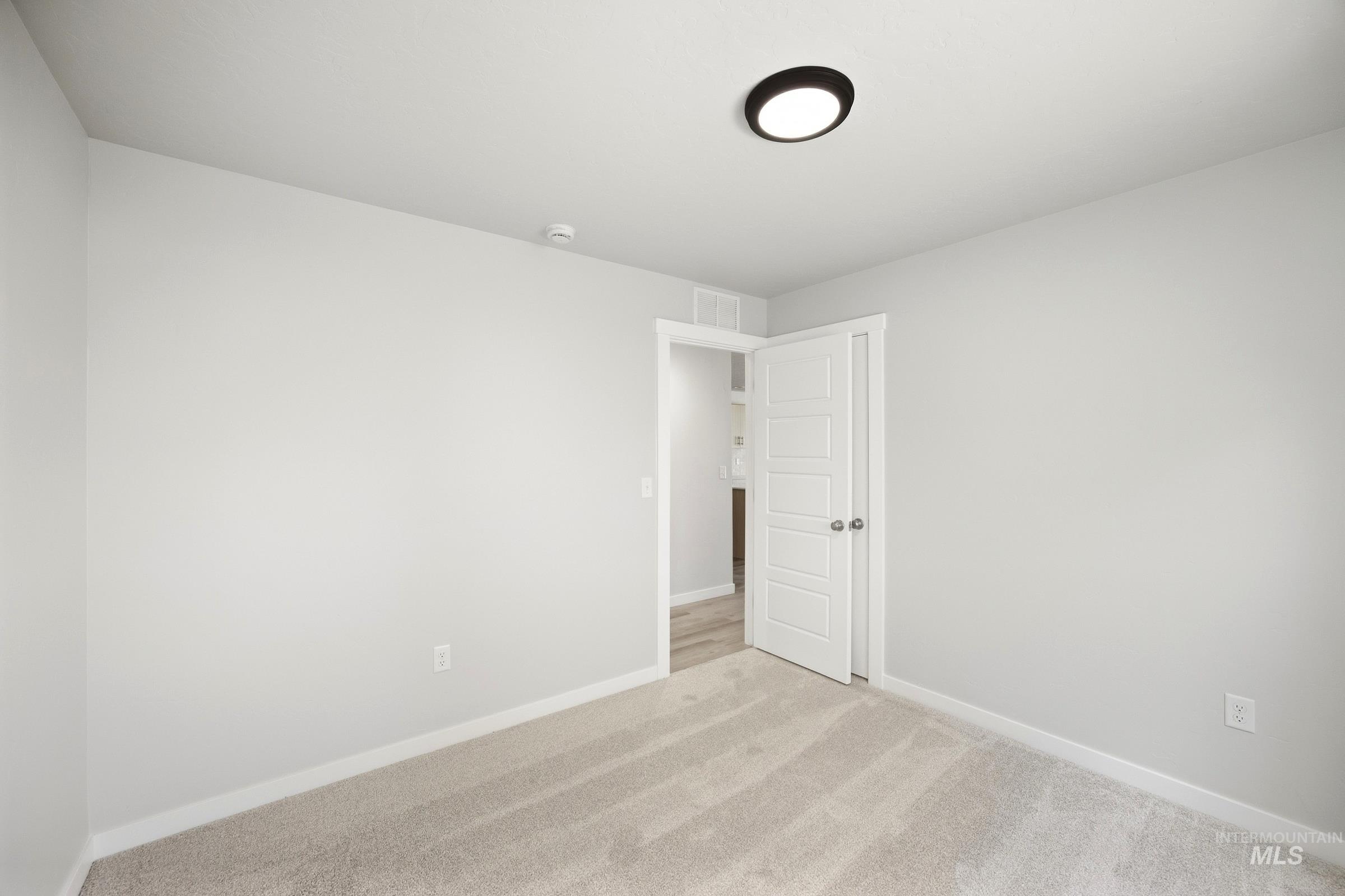 7410 W Newtown Dr Property Photo 12