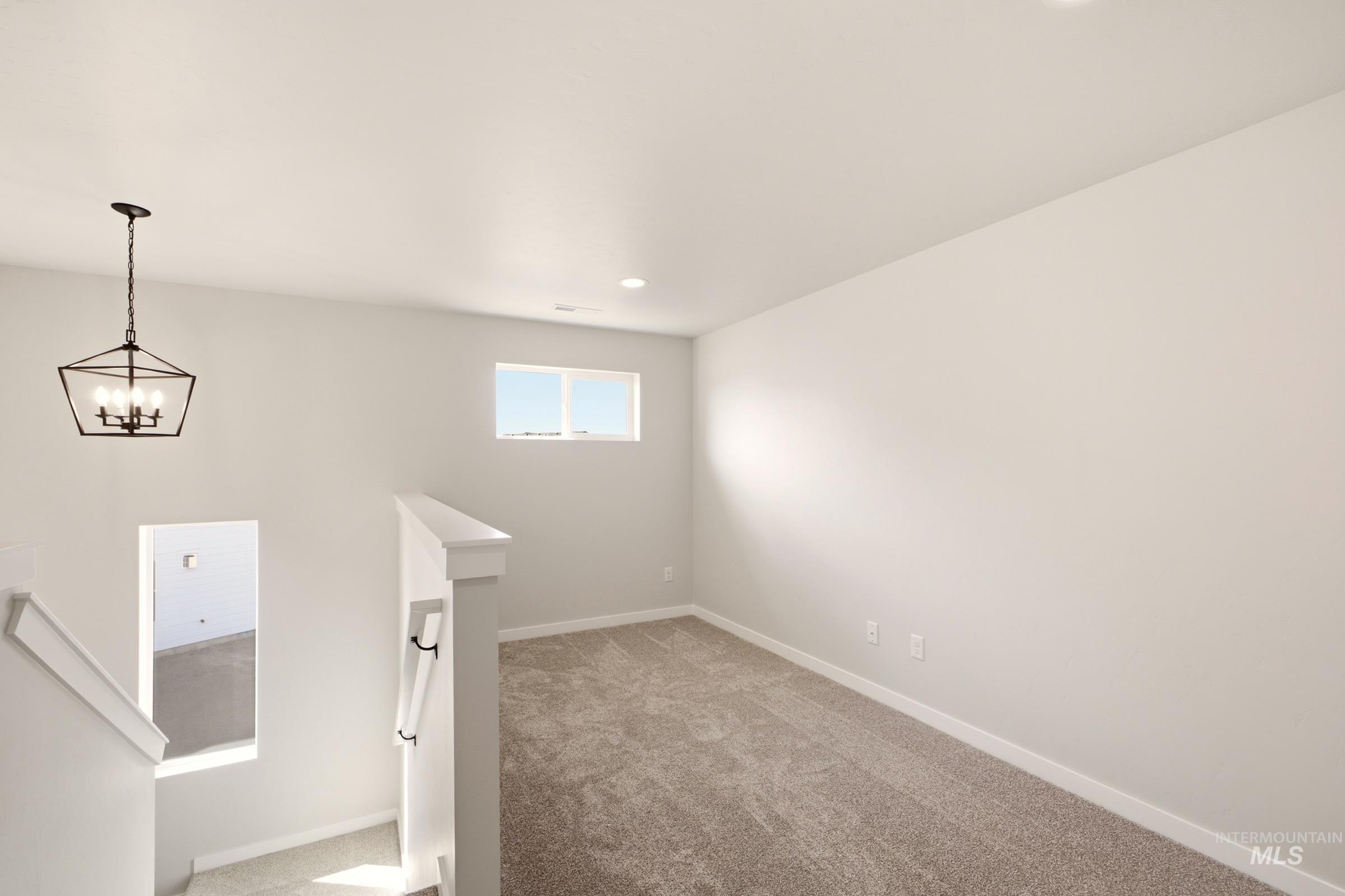 5307 S Edgecomb Way Property Photo 17