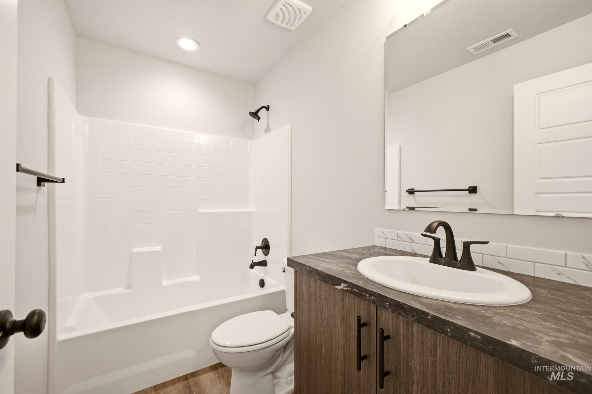 5307 S Edgecomb Way Property Photo 24