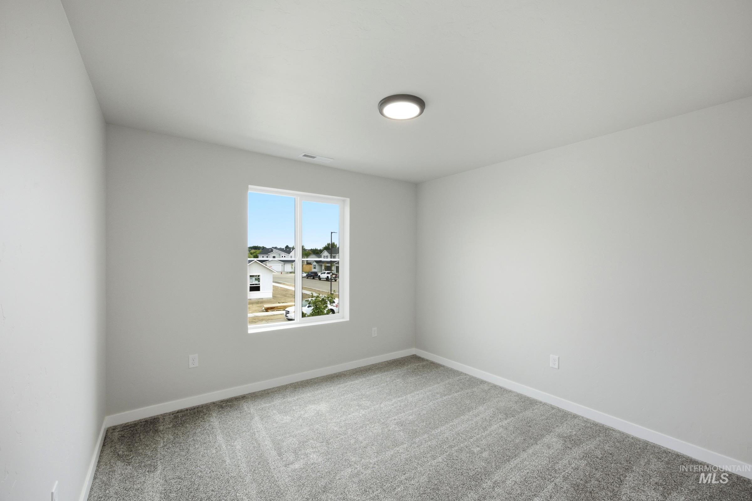 1727 Gyrfalcon St Property Photo 19