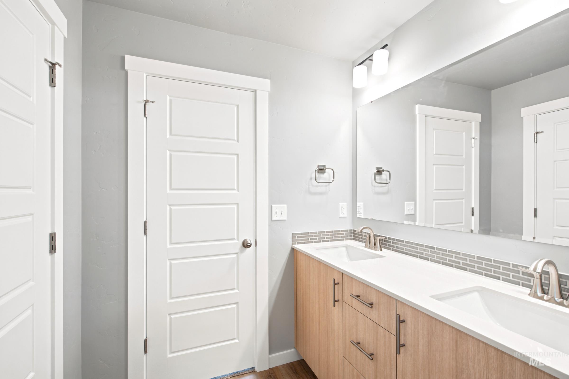 9443 W Blazing Star St Property Photo 34
