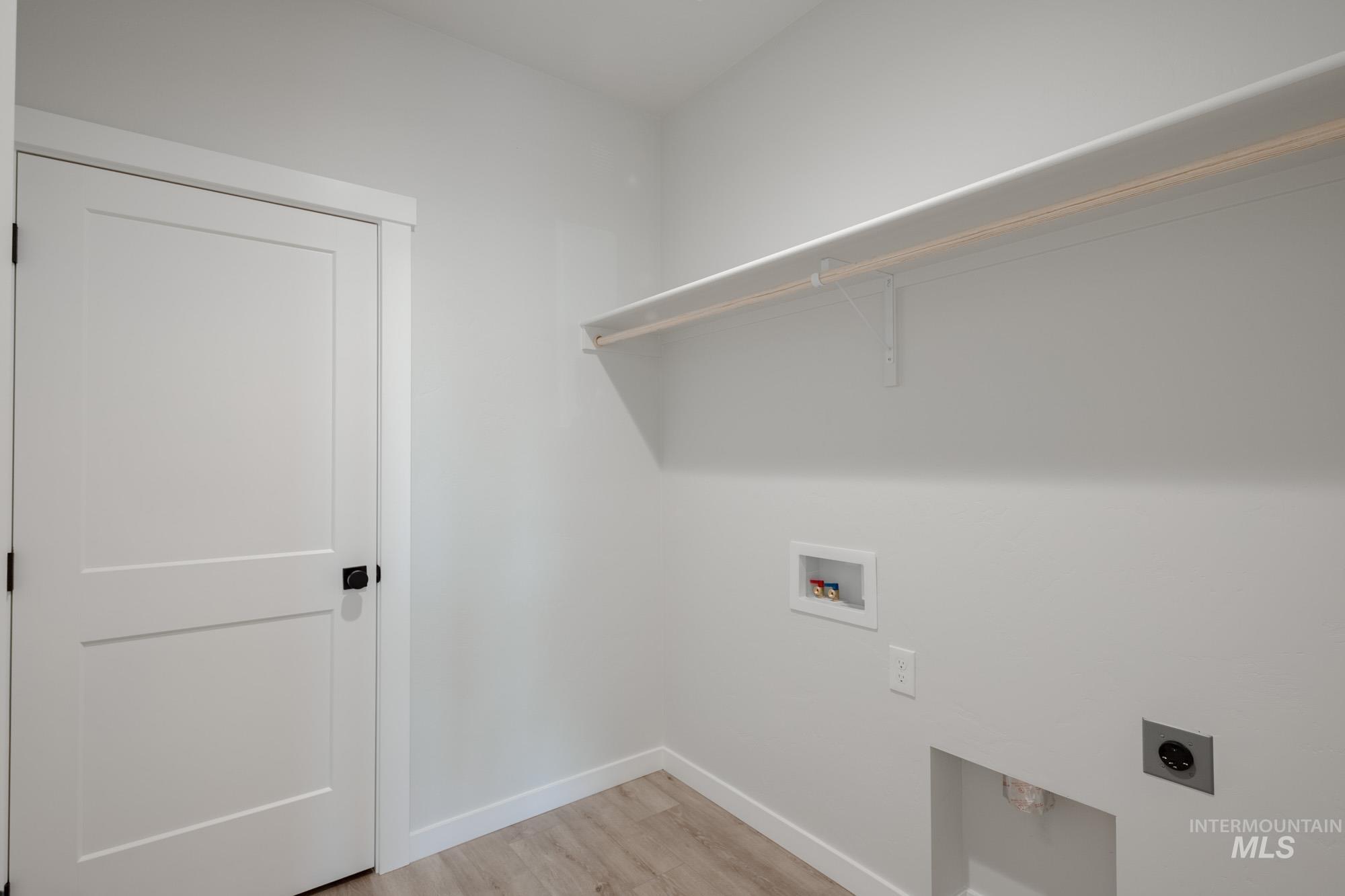 6867 S Lumberton Way Property Photo 16