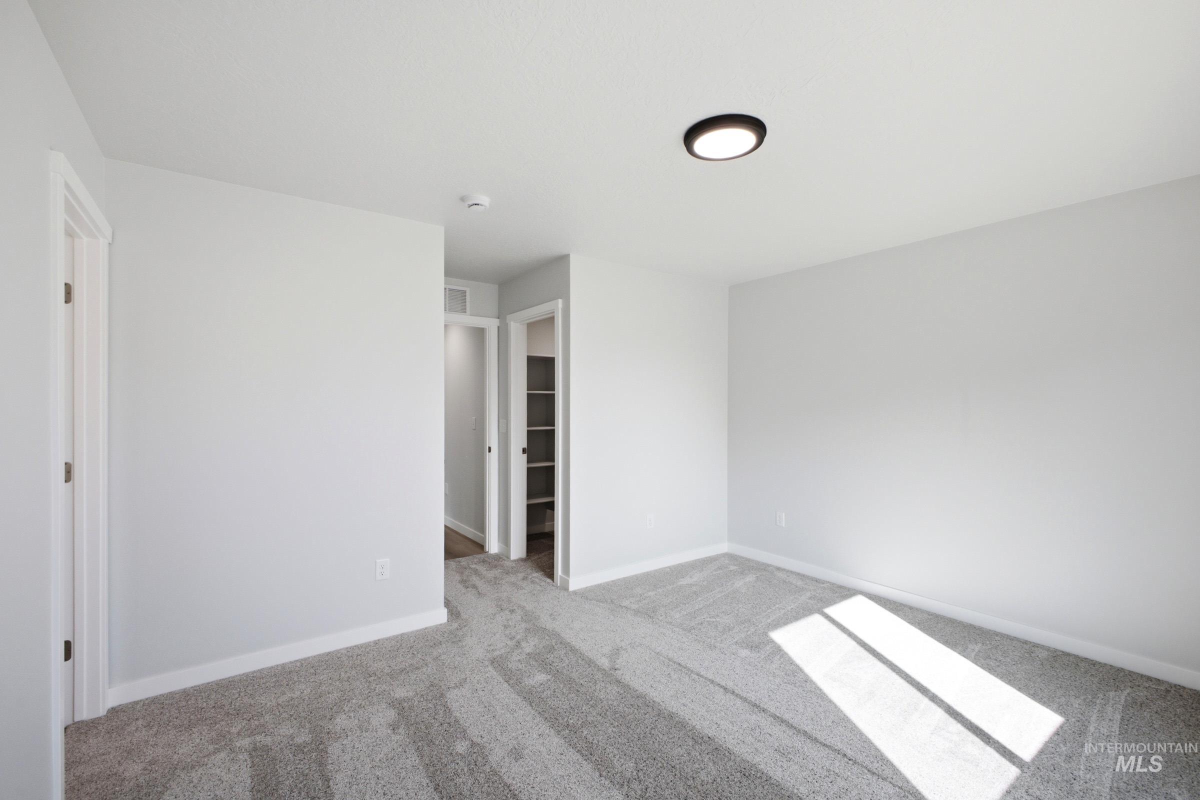 172 N Tideberry Ave Property Photo 14