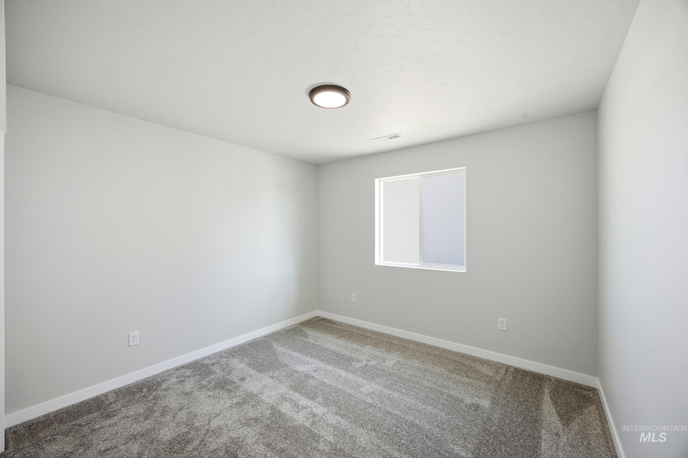 1698 Dyer St Property Photo 10