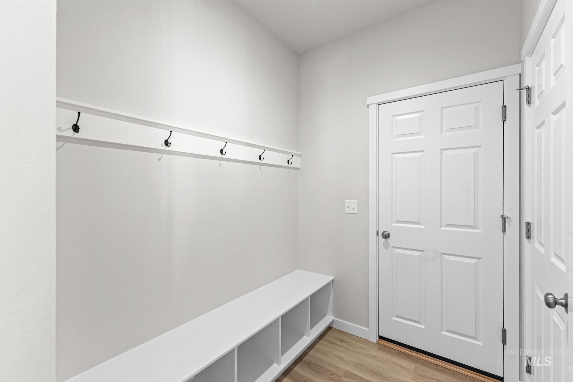 1643 Celina St Property Photo 7