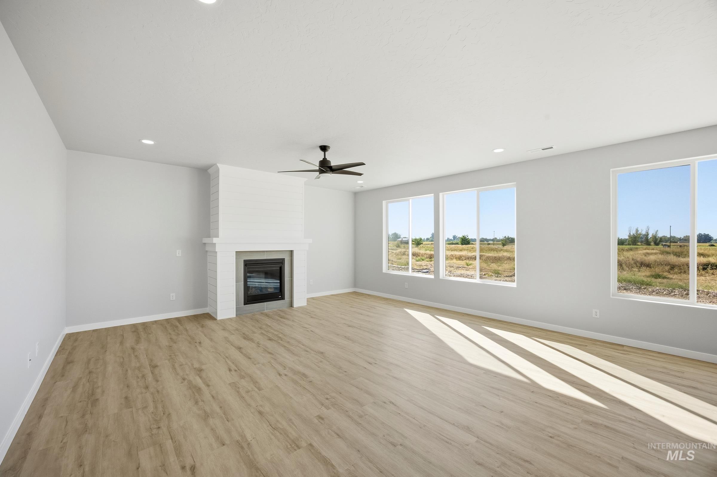 1643 Celina St Property Photo 7