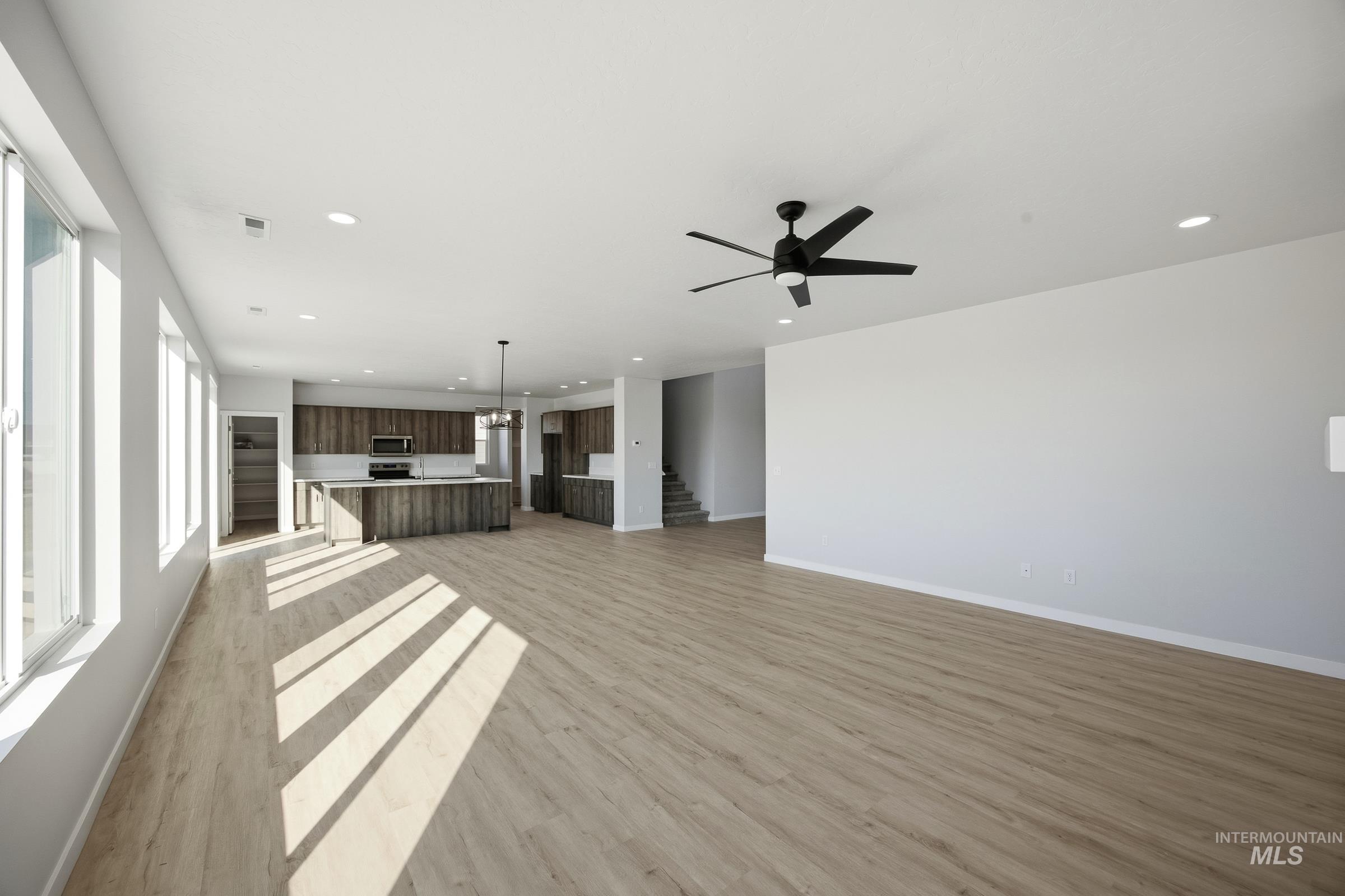 1643 Celina St Property Photo 9