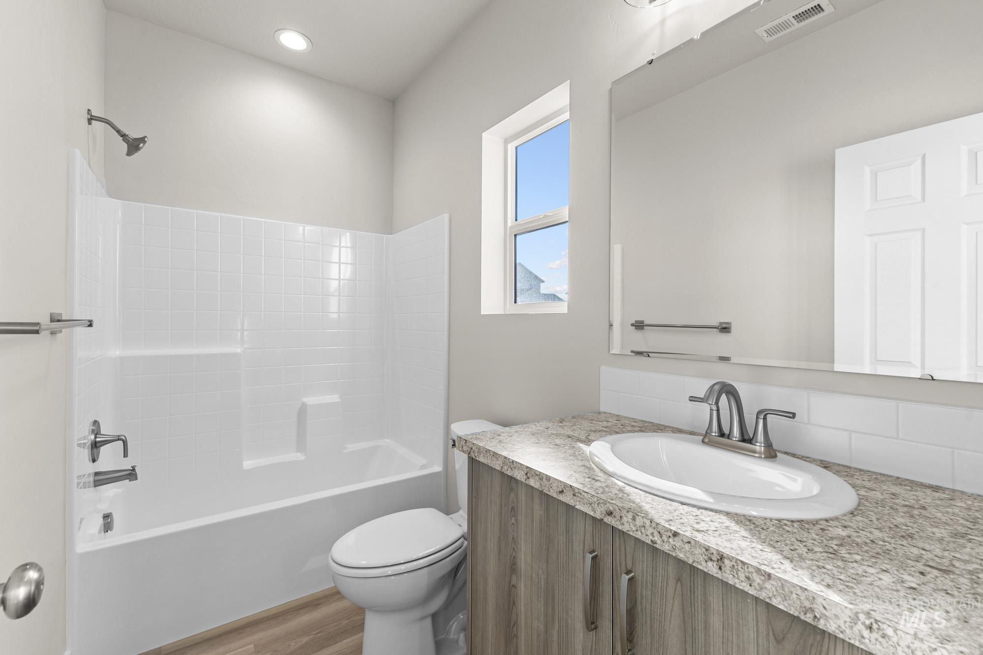 1643 Celina St Property Photo 15