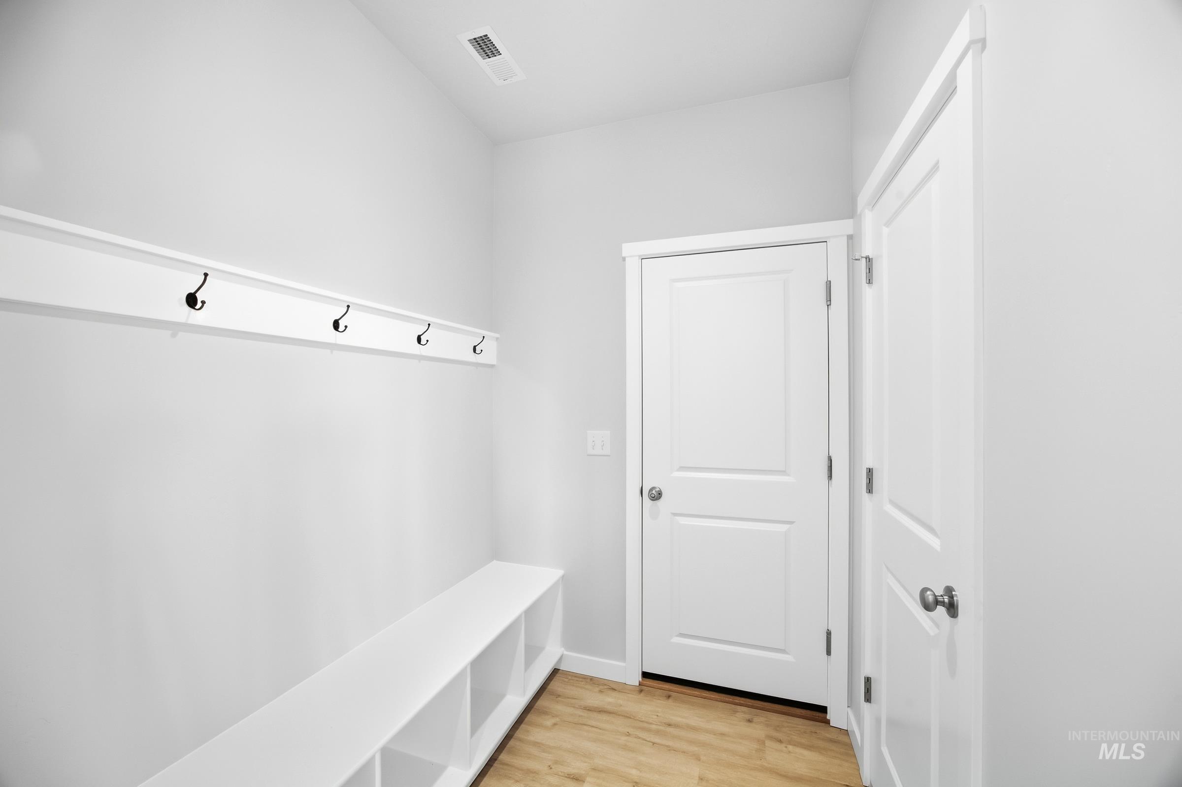 1643 Celina St Property Photo 17