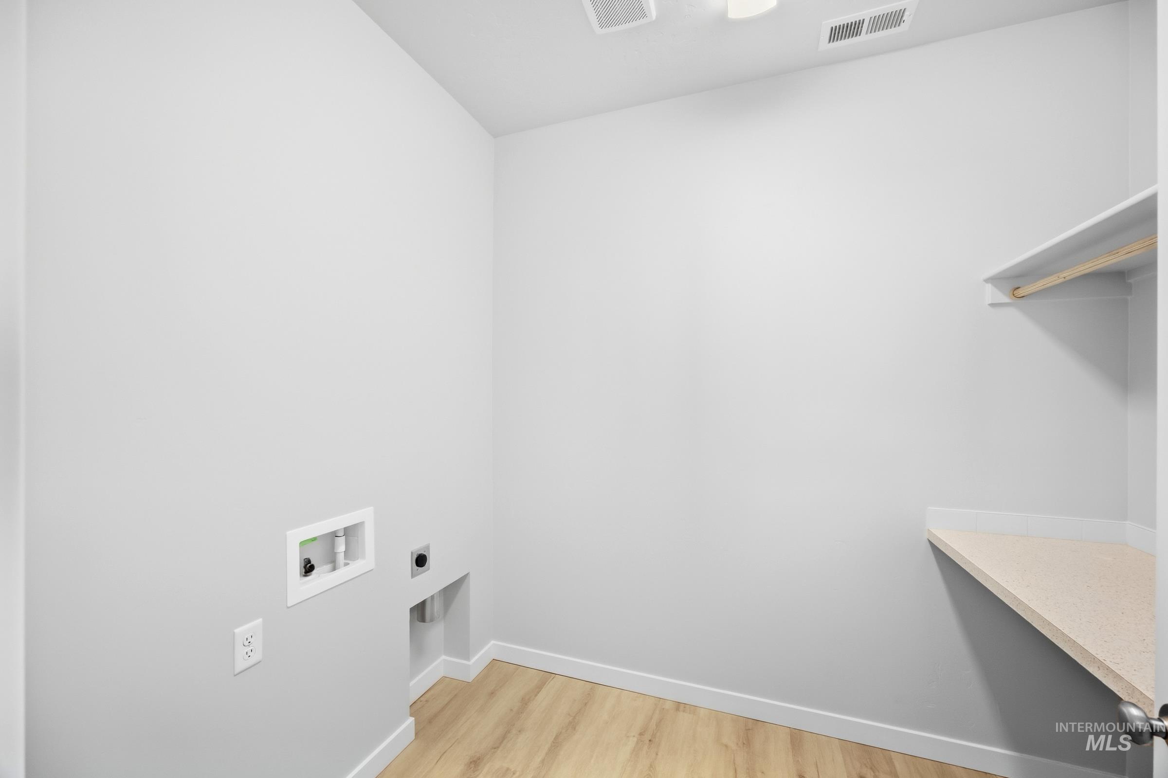 1643 Celina St Property Photo 23