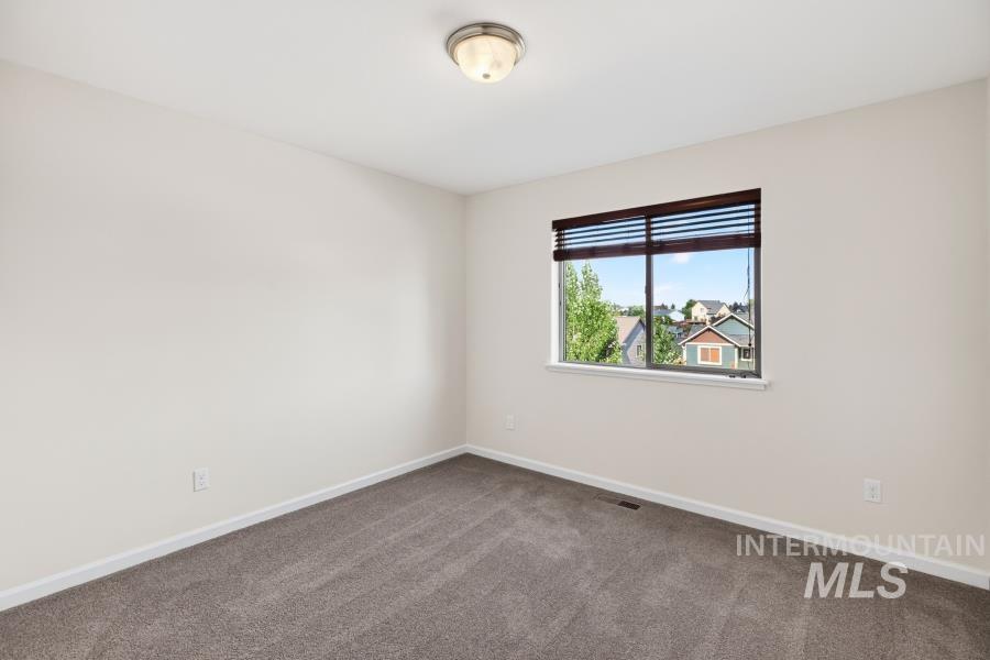2621 Granville St. Property Photo 14