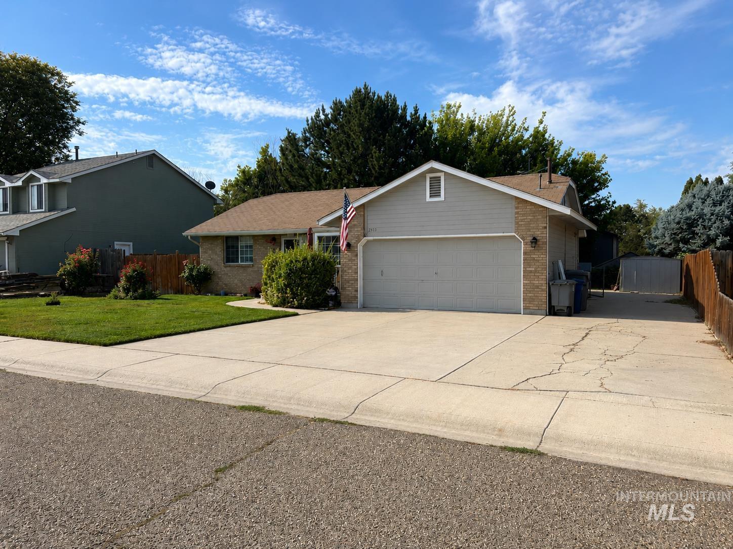 2313 Leo Dr. Property Photo 16