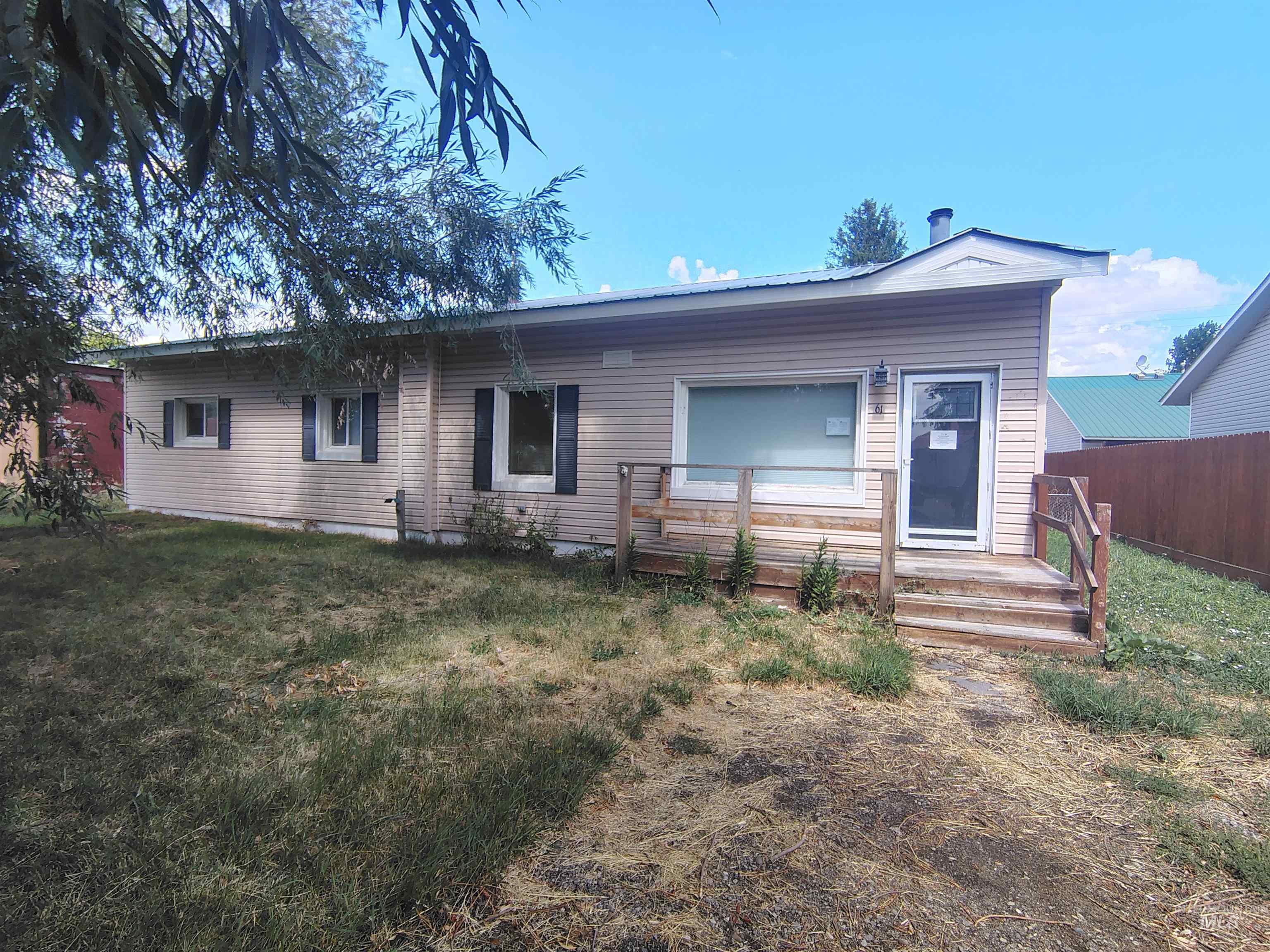 61 Cherry St Property Photo 1